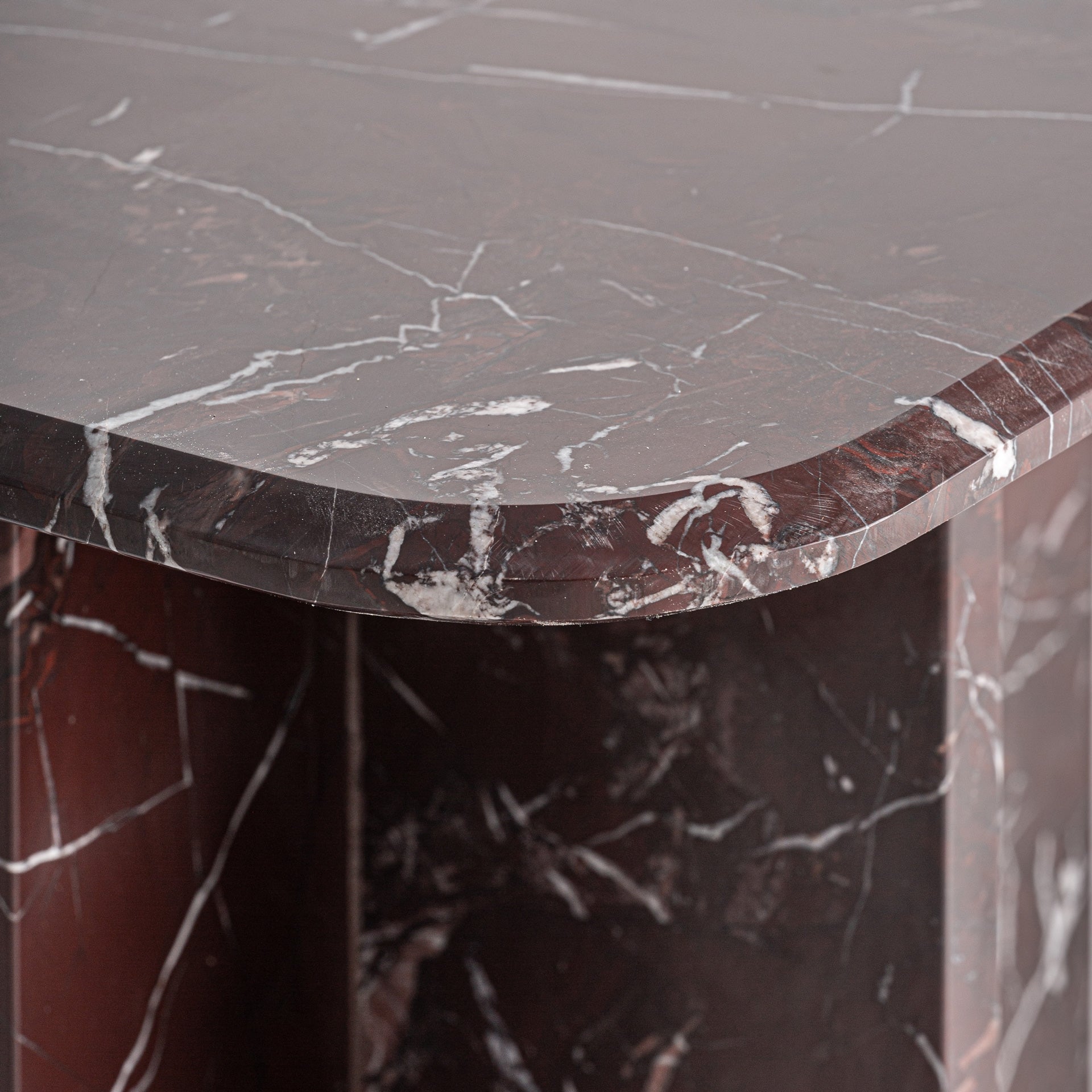 BOURG Side Table in Burgundy Marble