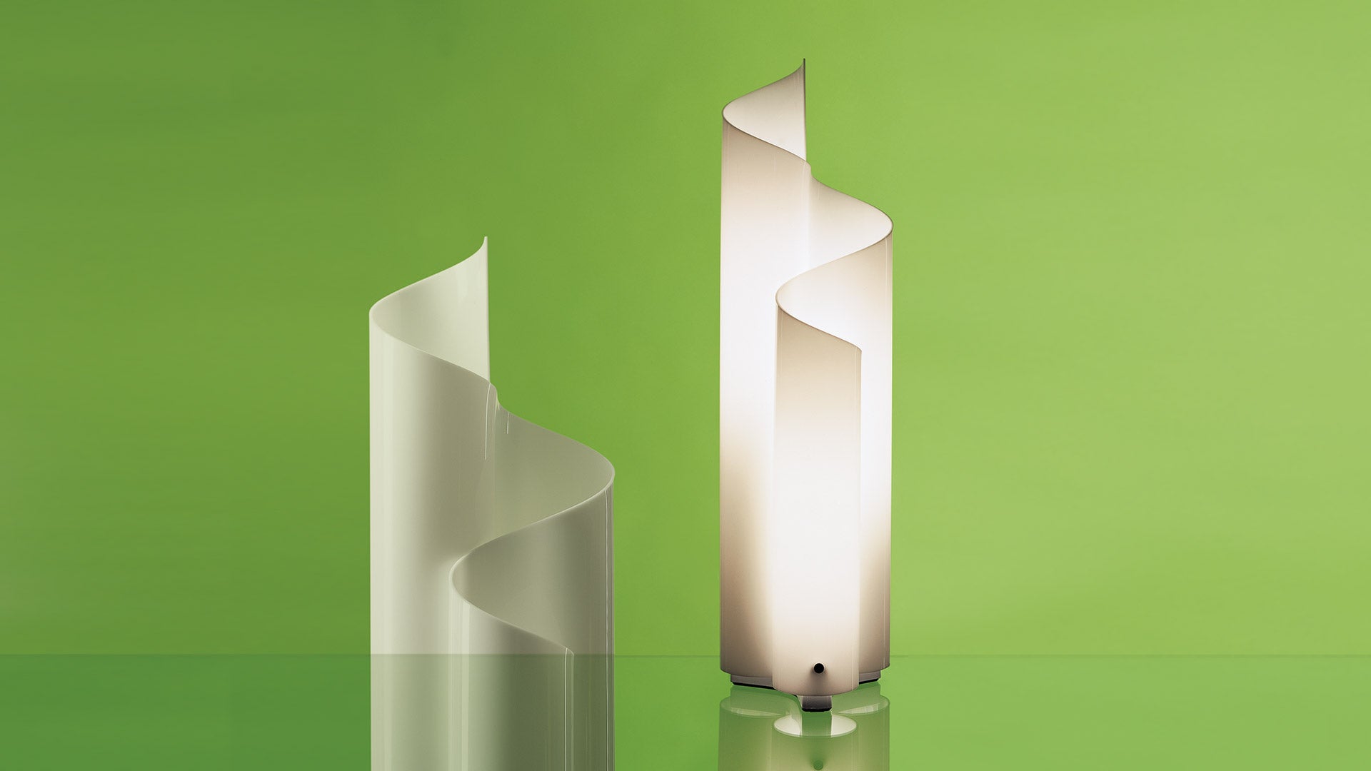 MEZZACHIMERA White Table Lamp