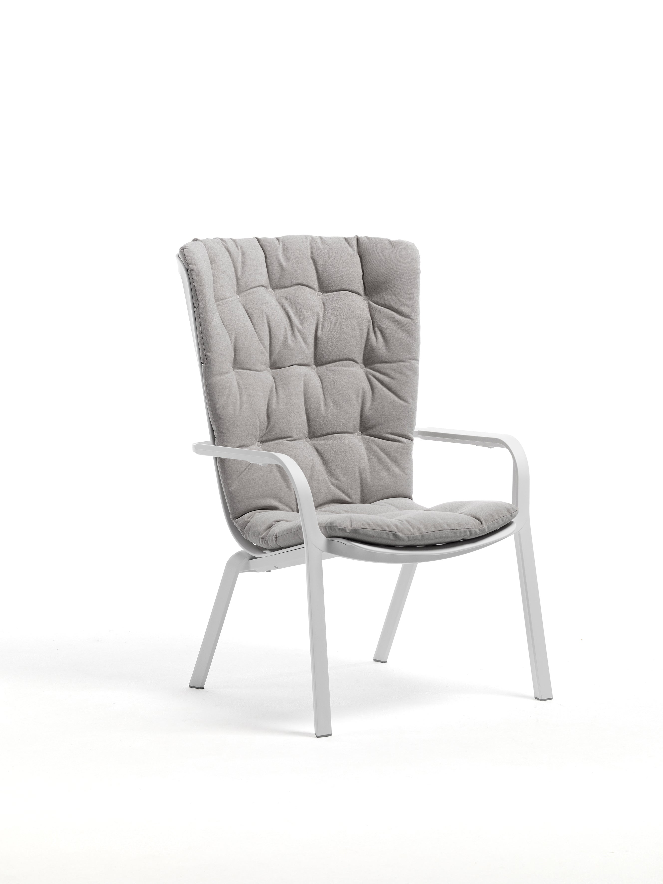 FOLIO Outdoor Armchair in Brown