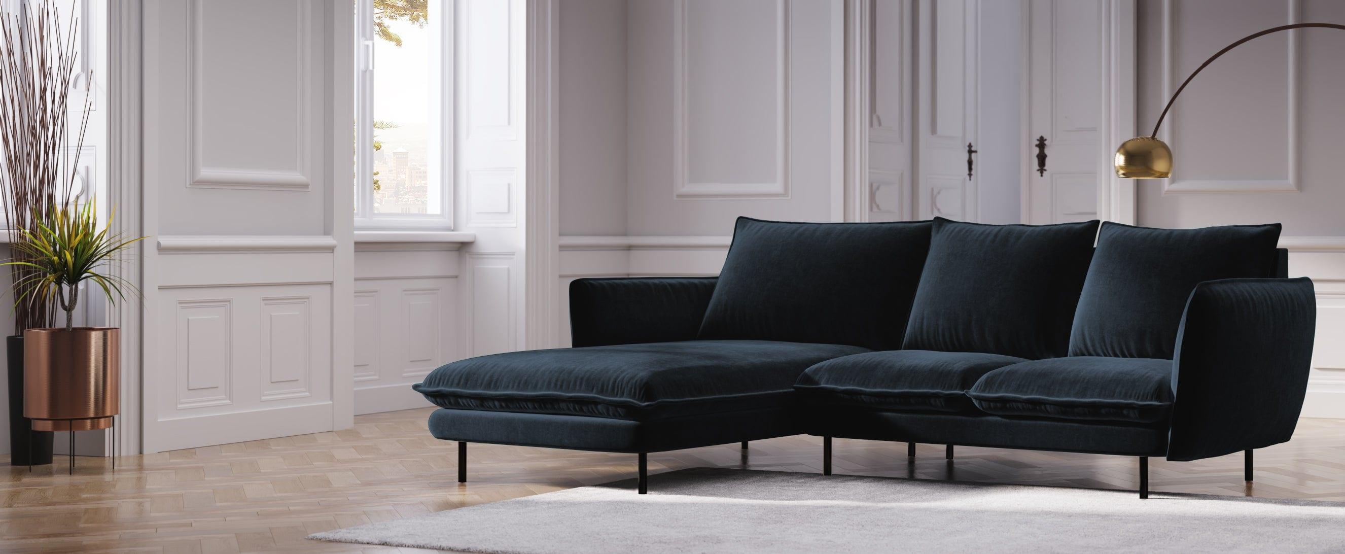 Narożnik aksamitny lewostronny VIENNA granatowy z czarną podstawą Cosmopolitan Design Eye on Design