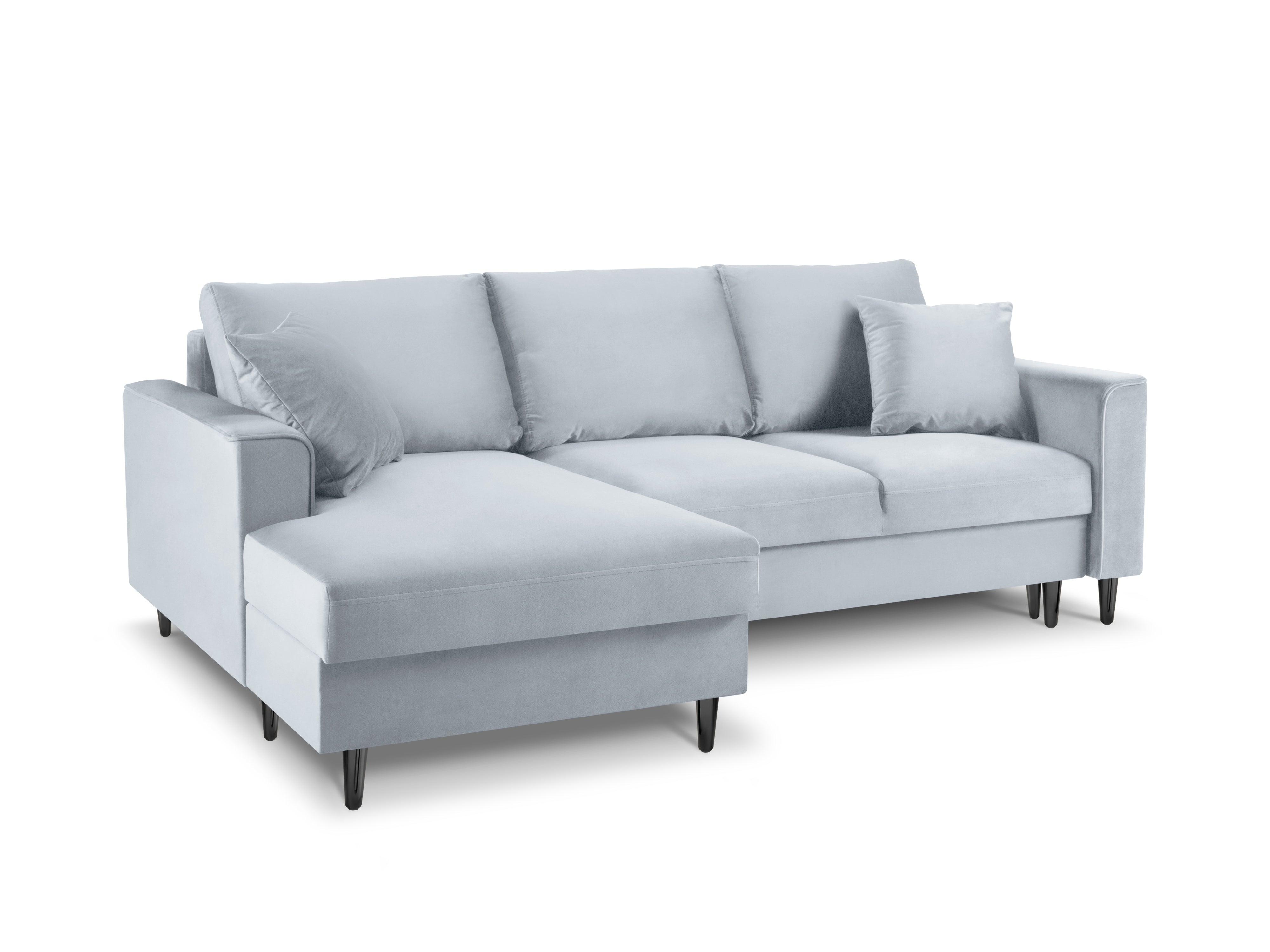 Narożnik lewostronny aksamitny z funkcją spania CARTADERA błękitny z czarną podstawą Mazzini Sofas Eye on Design