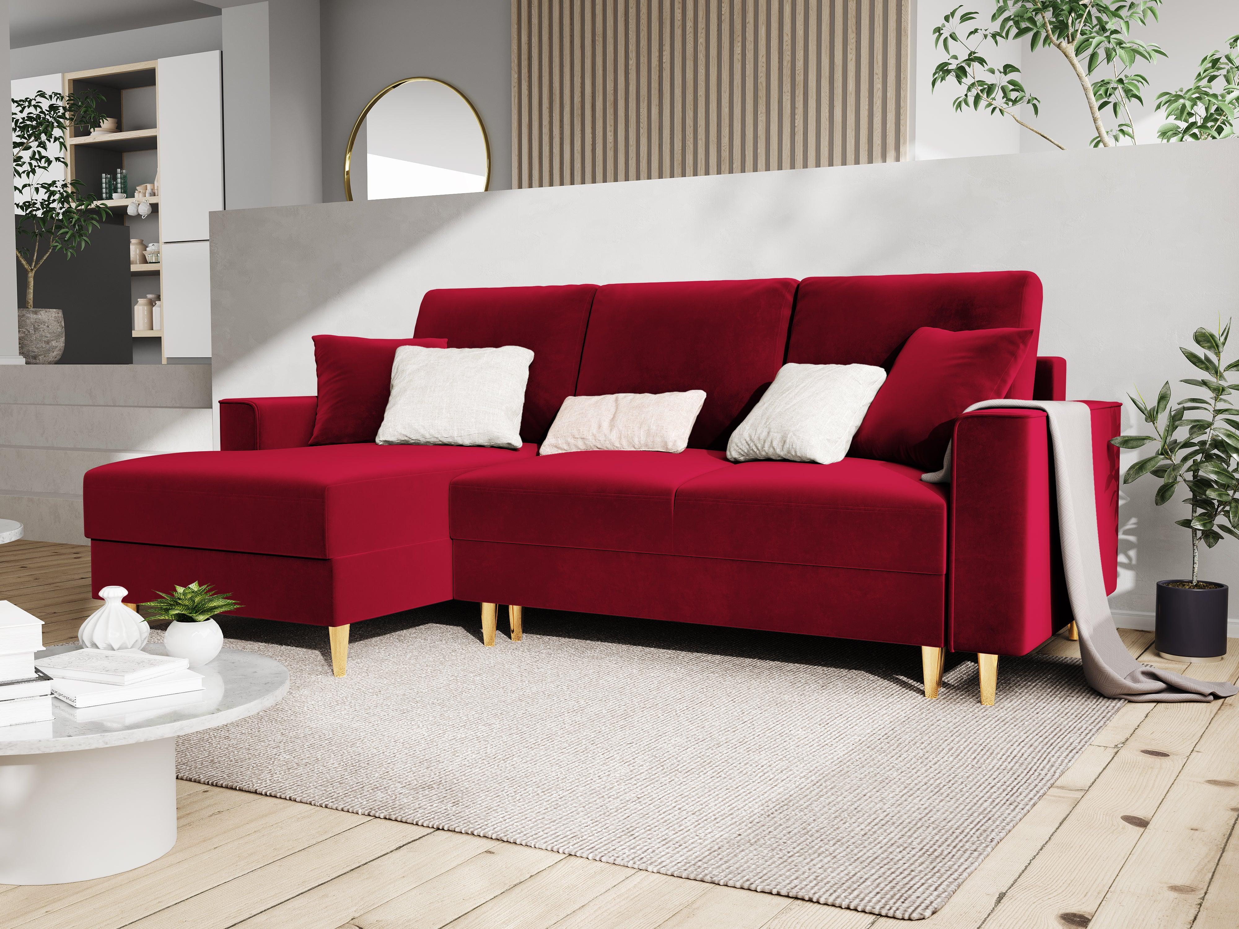 Narożnik lewostronny aksamitny z funkcją spania CARTADERA czerwony ze złotą podstawą Mazzini Sofas Eye on Design