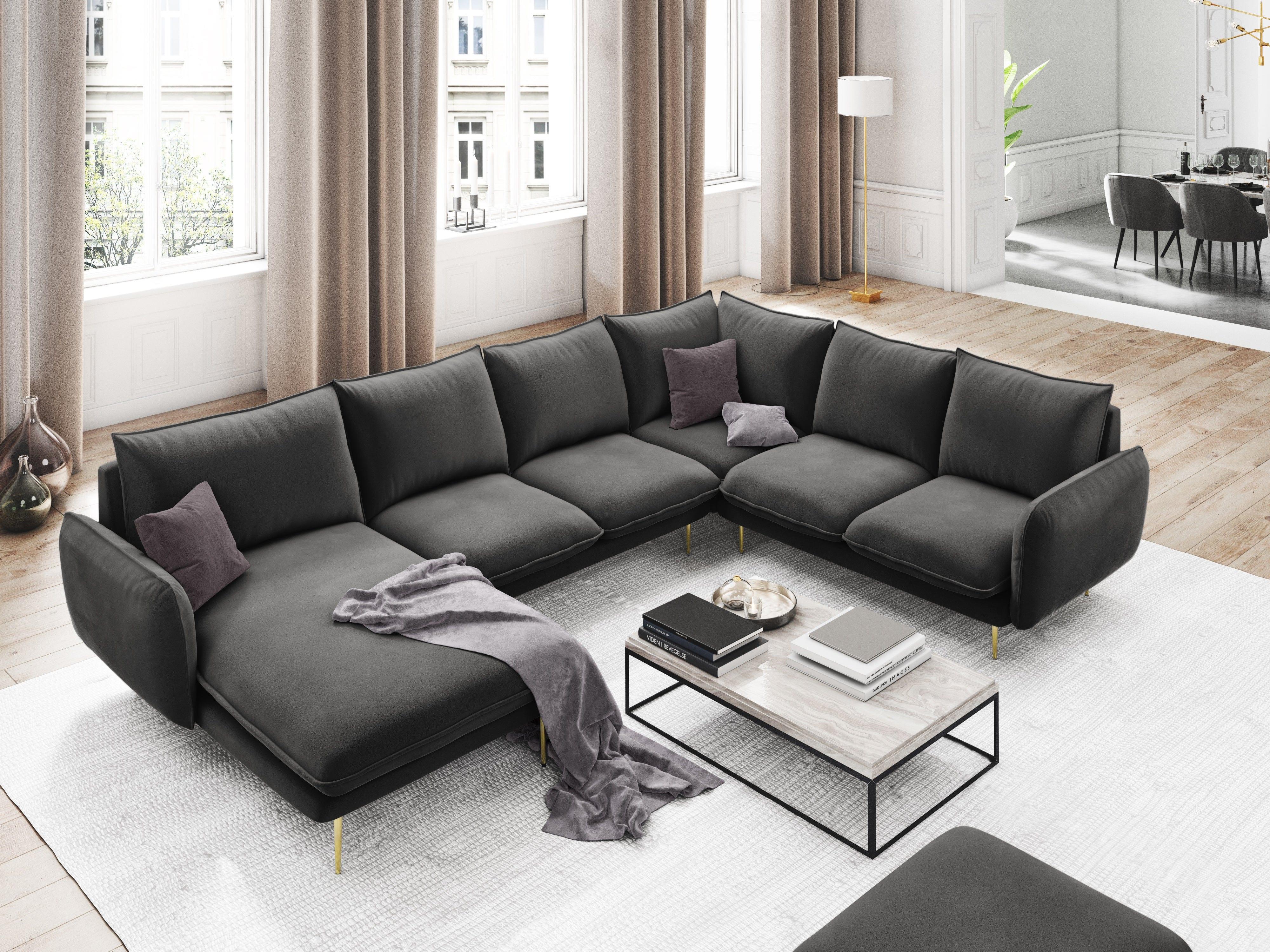 Narożnik prawostronny aksamitny panoramiczny VIENNA ciemnoszary ze złotą podstawą Cosmopolitan Design Eye on Design
