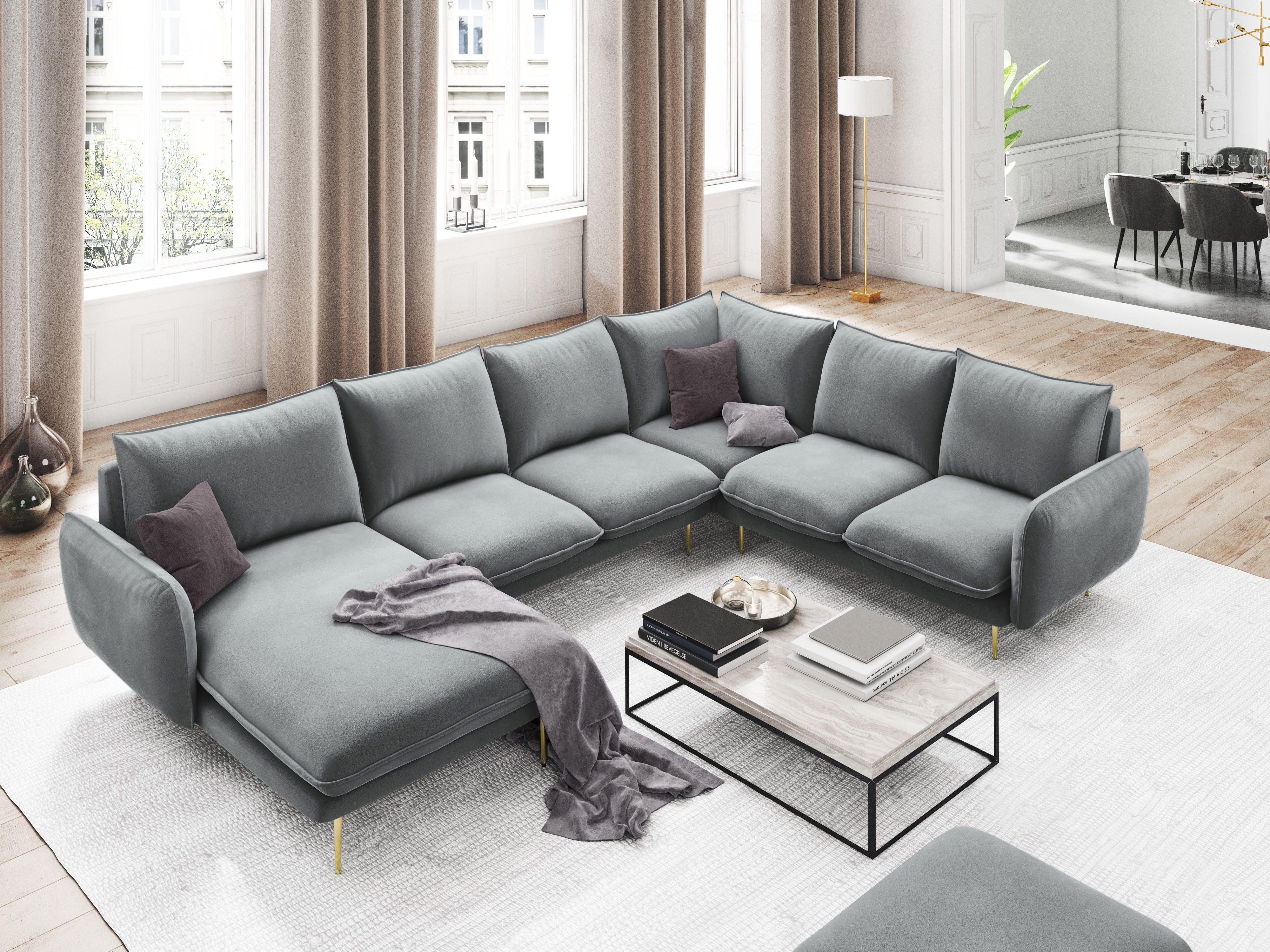 Narożnik prawostronny aksamitny panoramiczny VIENNA jasnoszary ze złotą podstawą Cosmopolitan Design Eye on Design