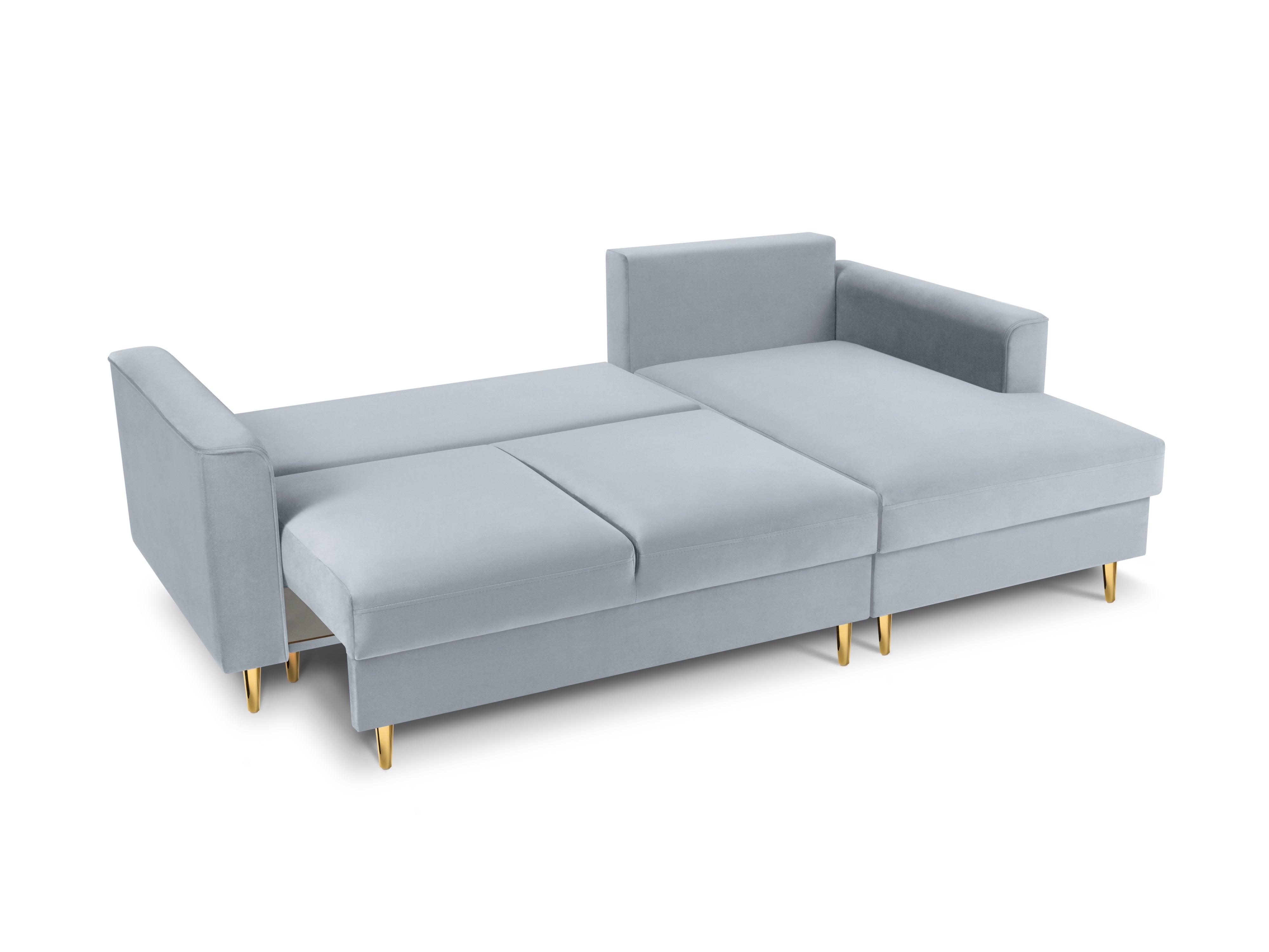 Narożnik prawostronny aksamitny z funkcją spania CARTADERA błękitny ze złotą podstawą Mazzini Sofas Eye on Design