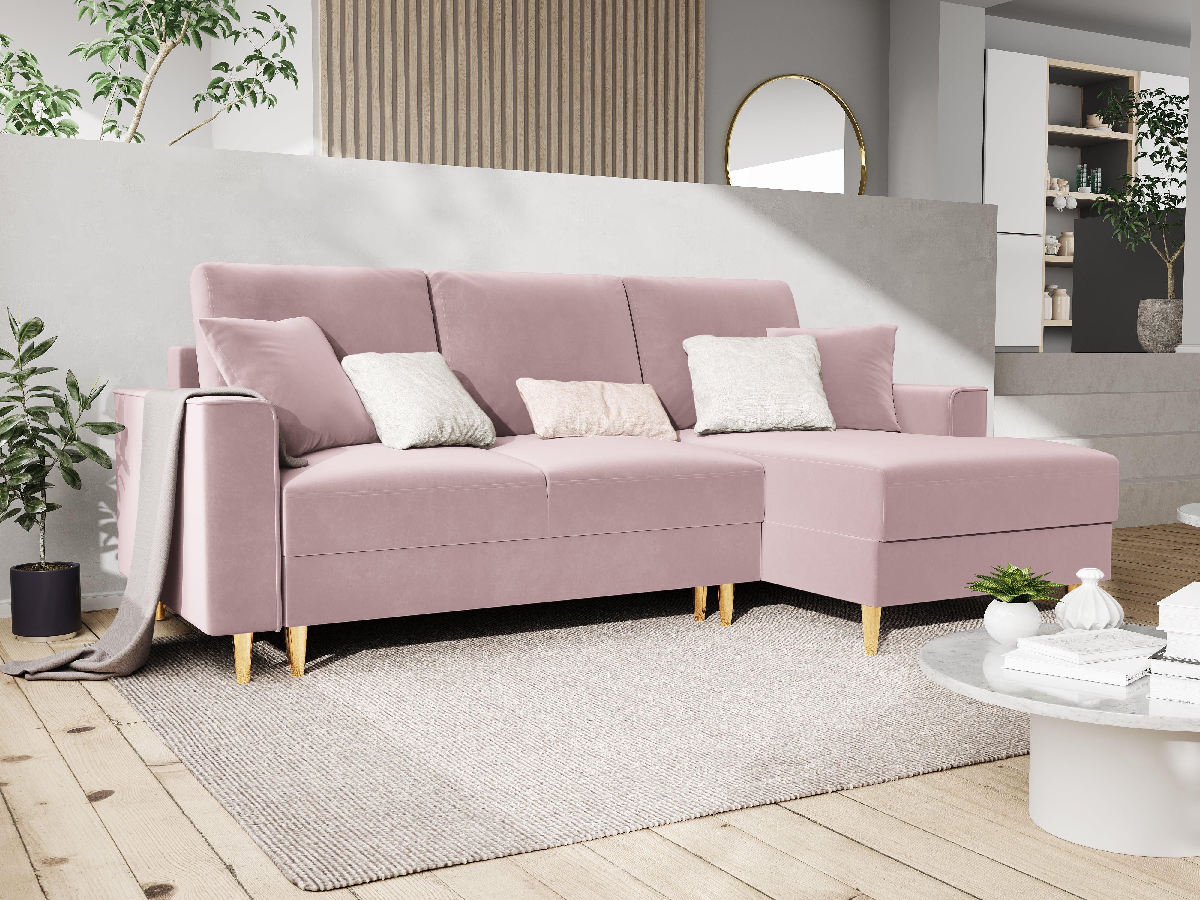 Narożnik prawostronny aksamitny z funkcją spania CARTADERA pudrowy róż ze złotą podstawą Mazzini Sofas Eye on Design