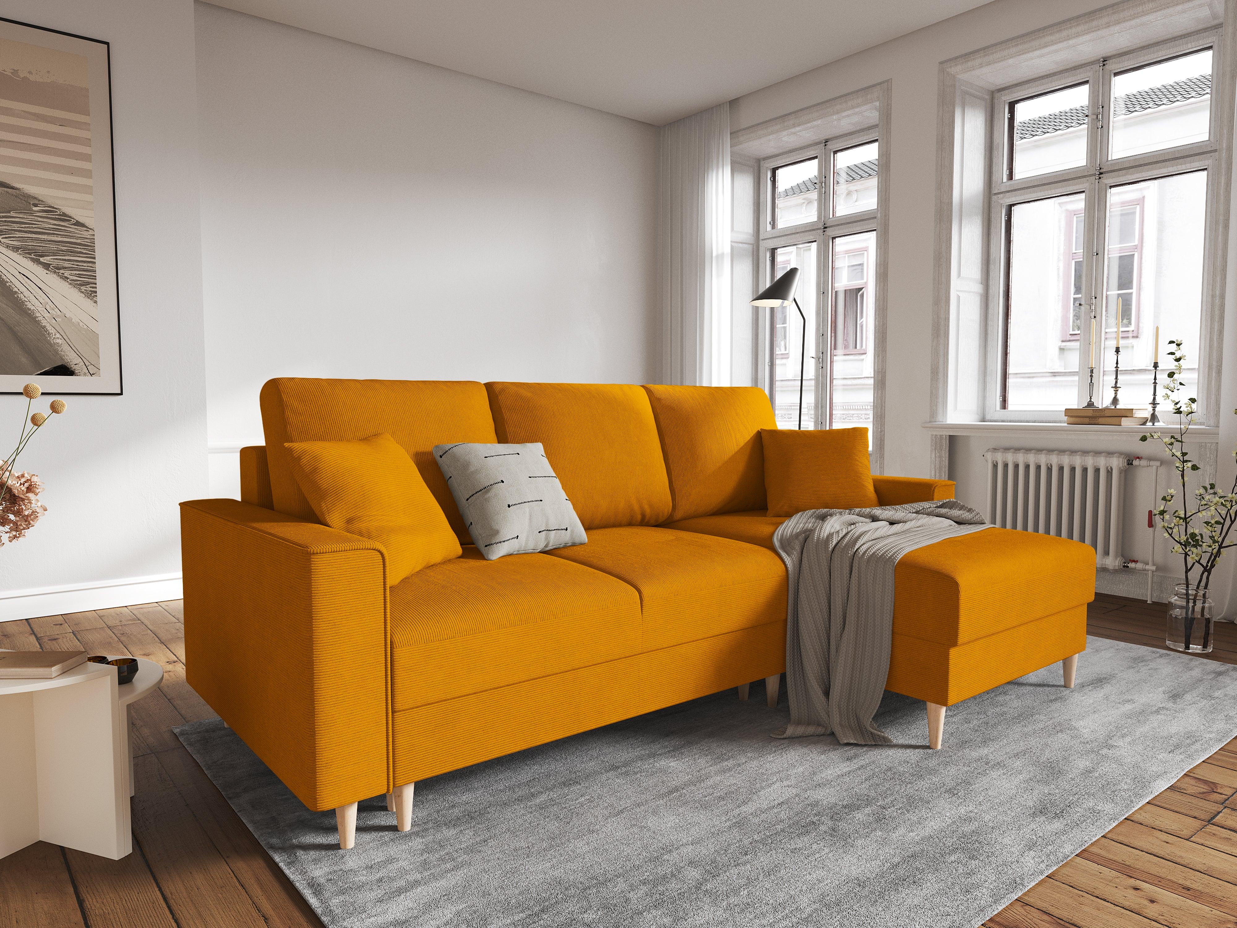 Narożnik prawostronny sztruksowy z funkcją spania CARTADERA musztardowy Mazzini Sofas Eye on Design