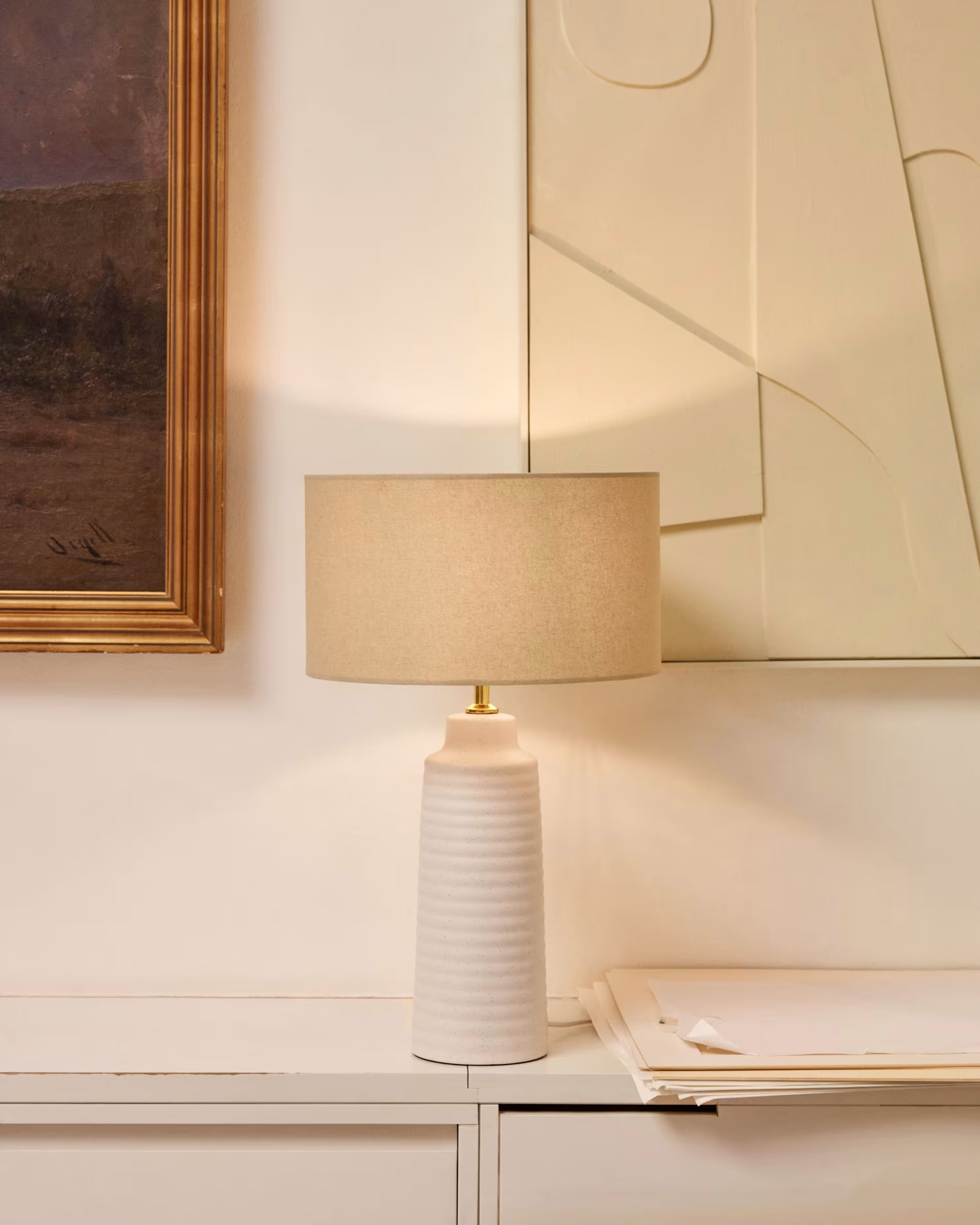 Lampa stołowa MIJAL biały La Forma Eye on Design