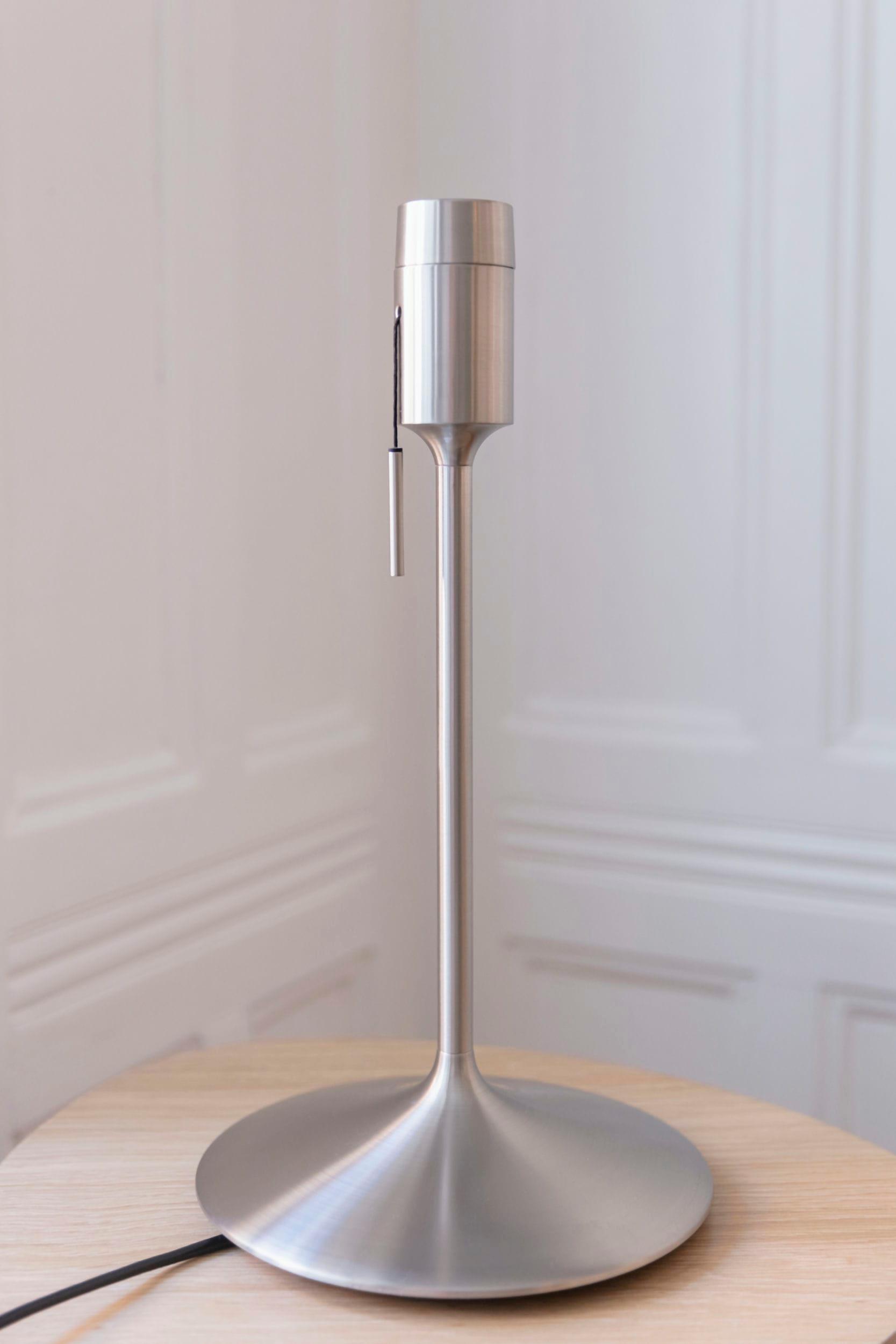 Podstawa lampy stołowej SANTE TABLE srebrny UMAGE Eye on Design
