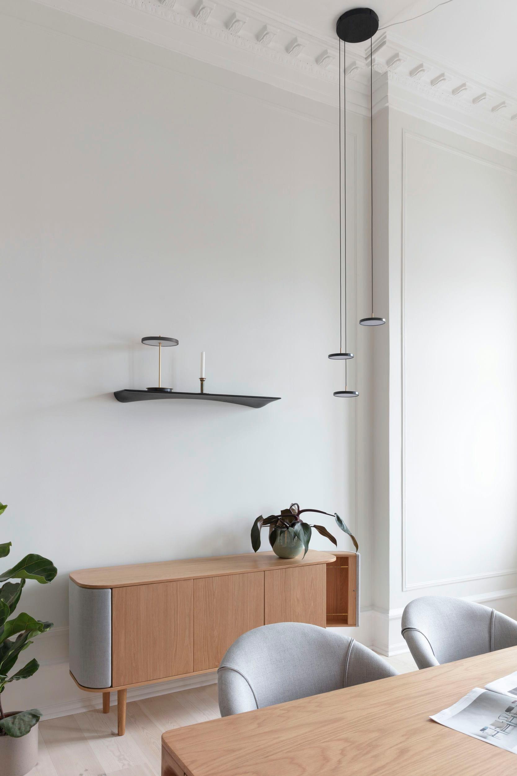 Podsufitka ASTERIA MICRO CLUSTER czarny UMAGE Eye on Design