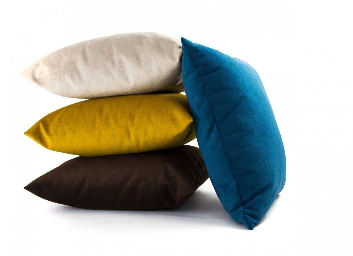 Poduszka aksamitna PRAM brązowy Poduszkowcy Eye on Design
