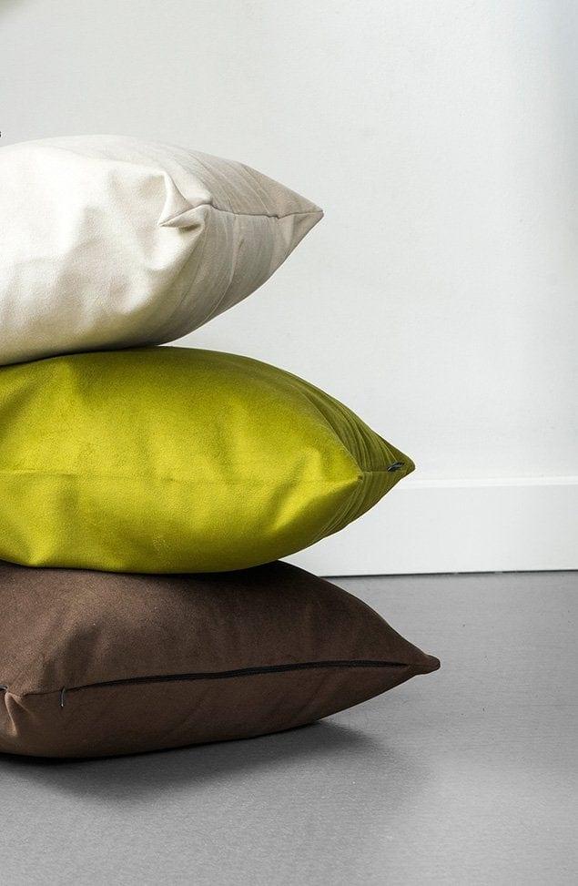 Poduszka aksamitna PRAM zielony Poduszkowcy Eye on Design