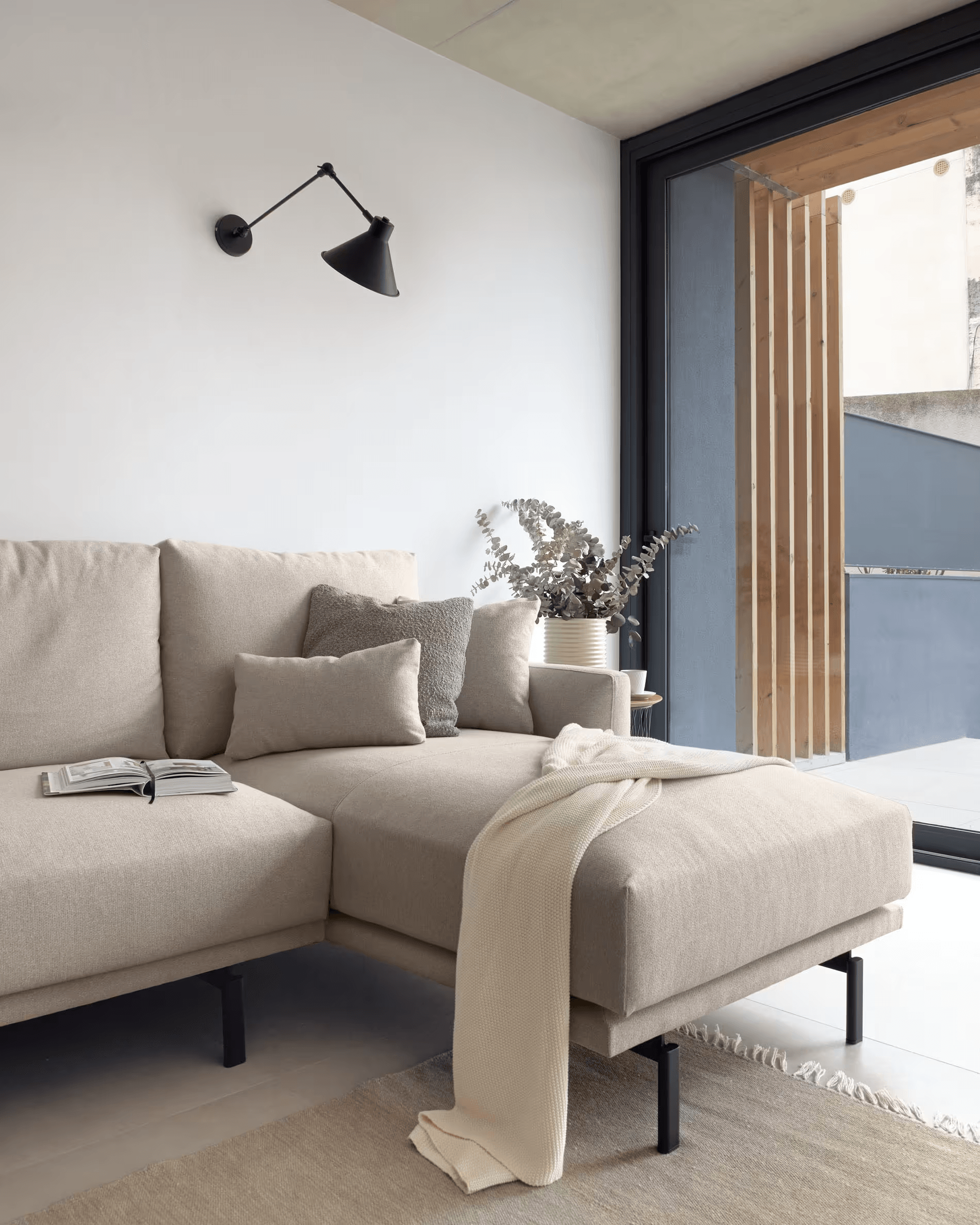 Poduszka GALENE beżowy La Forma Eye on Design