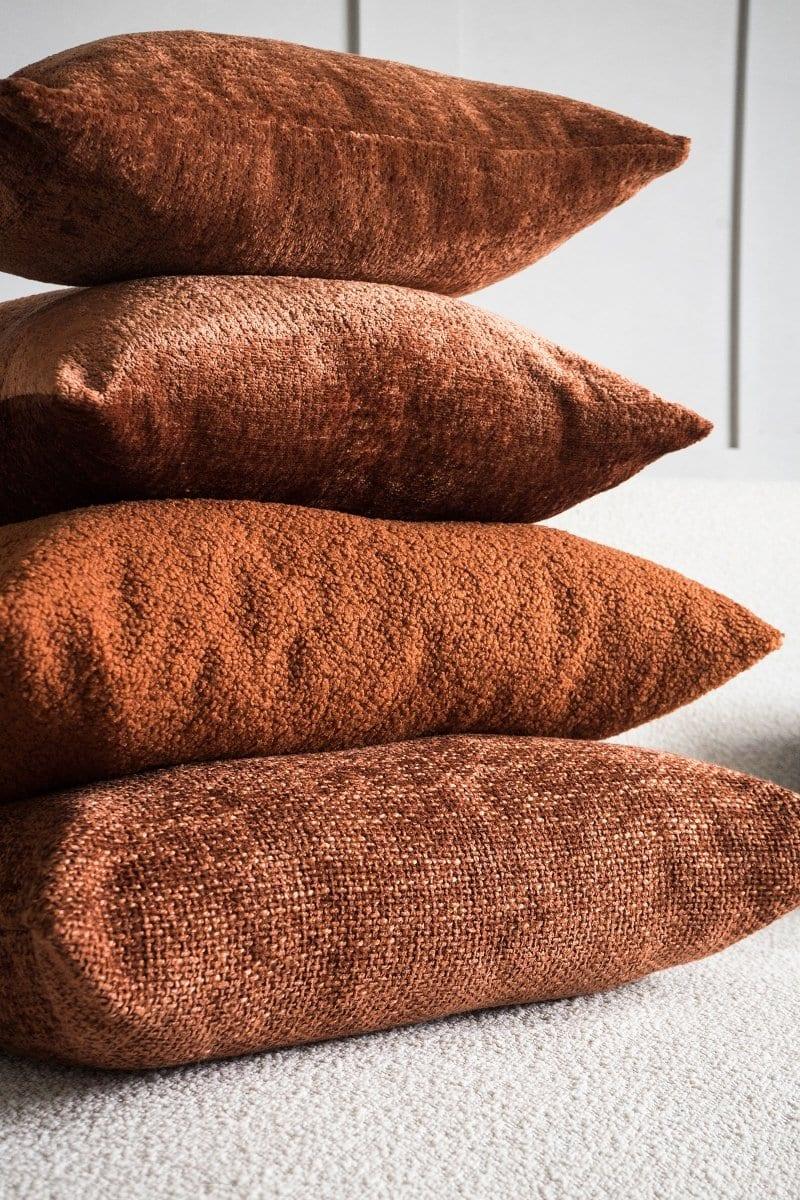 Poduszka w tkaninie boucle COZY rudy Poduszkowcy Eye on Design