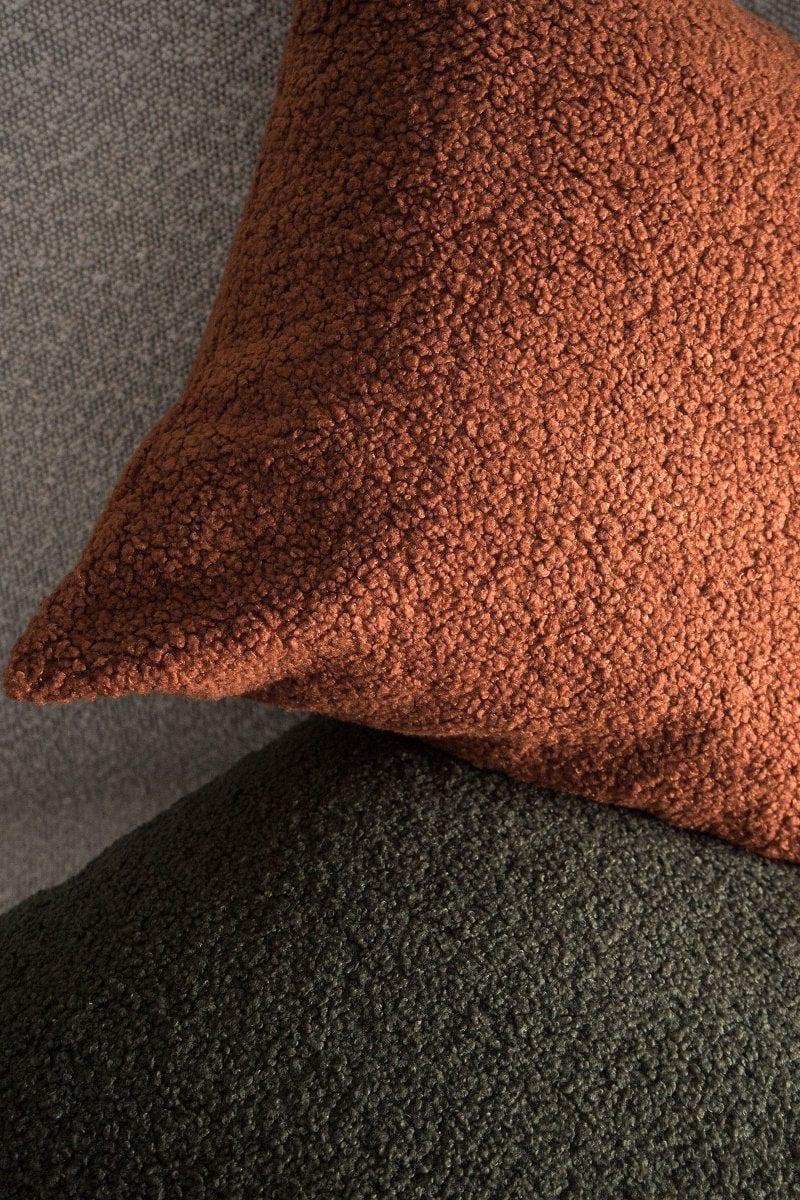 Poduszka w tkaninie boucle COZY zielony Poduszkowcy Eye on Design
