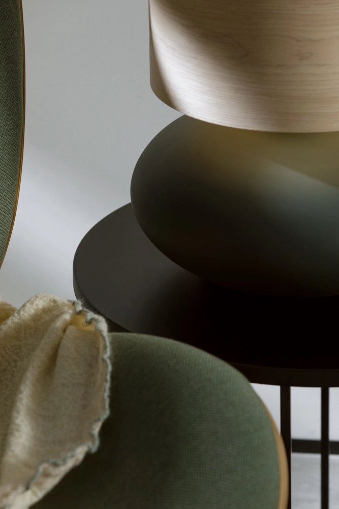 SAWA WOOD table lamp with oak veneer