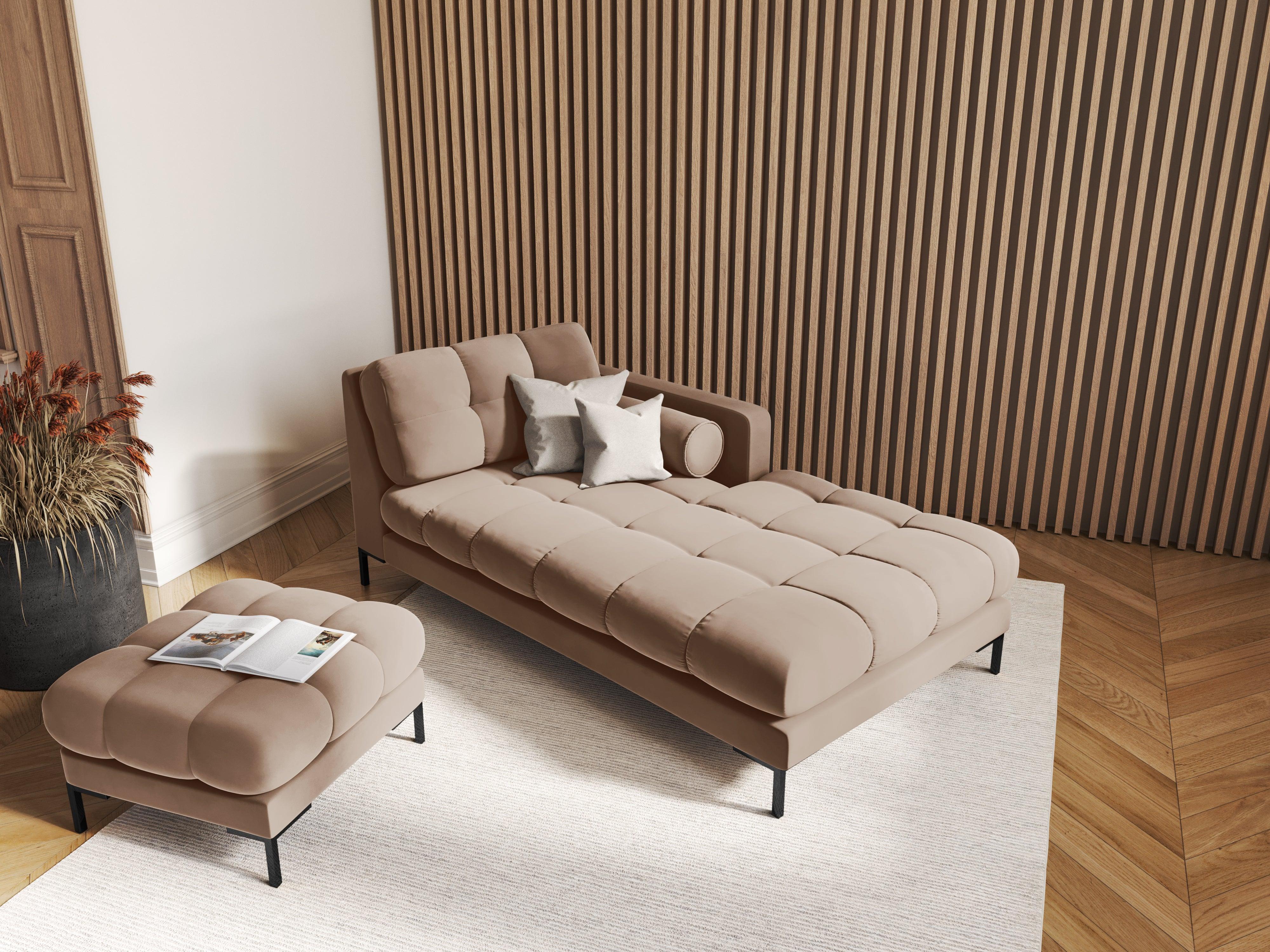 Puf aksamitny BALI beżowy z czarną podstawą Cosmopolitan Design Eye on Design