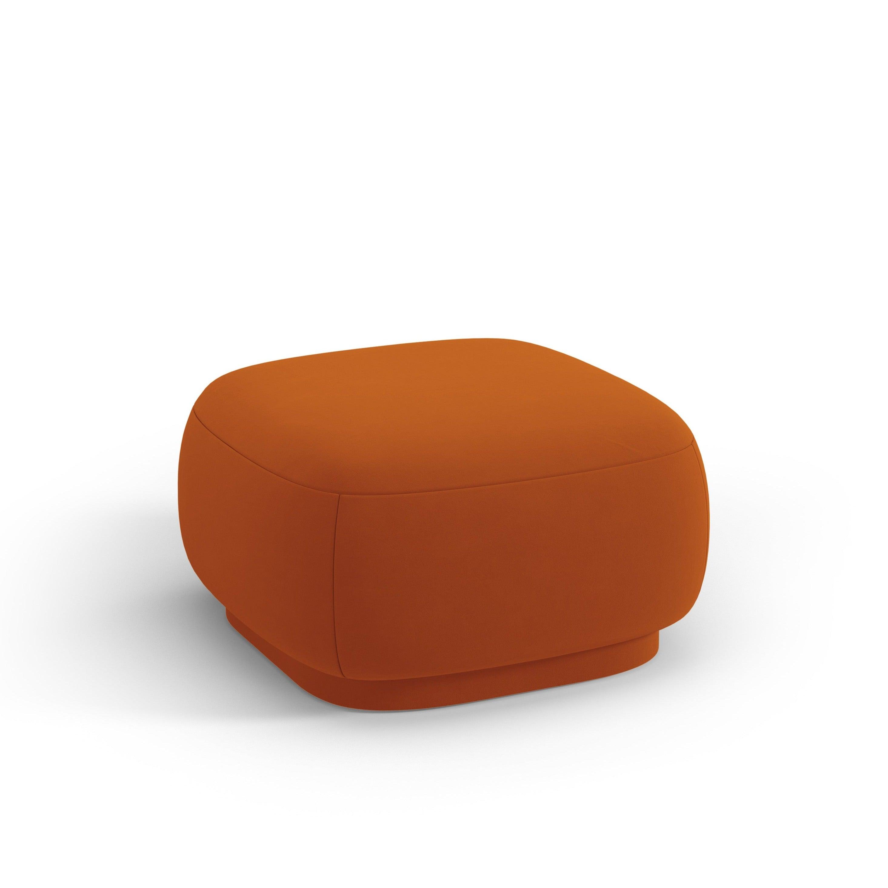Puf aksamitny CAMDEN terracotta Cosmopolitan Design Eye on Design