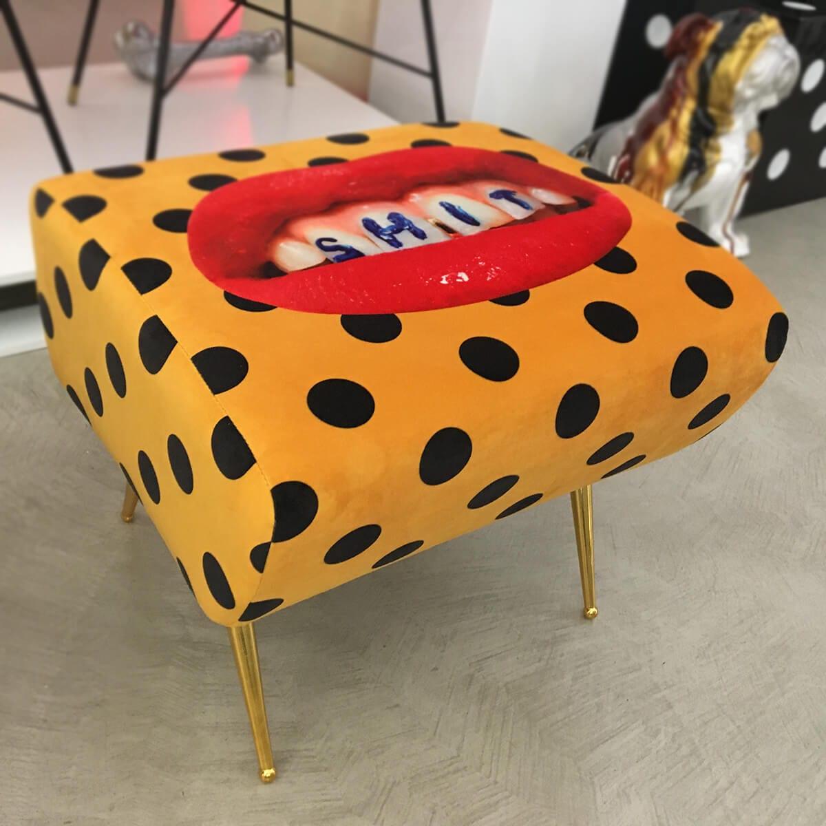 Puf SHIT żółty Seletti Eye on Design