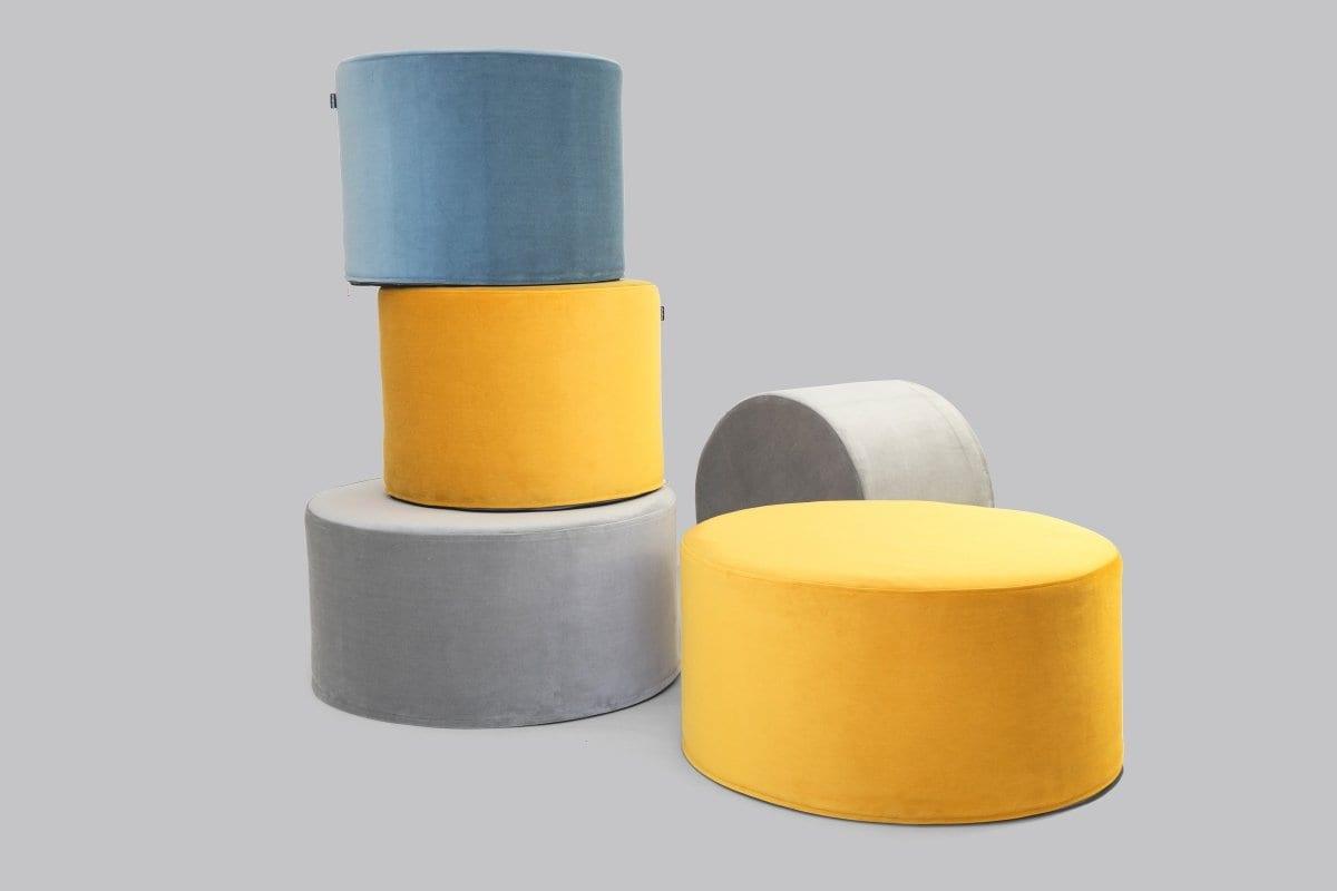 Puf welurowy miodowy Poduszkowcy Eye on Design