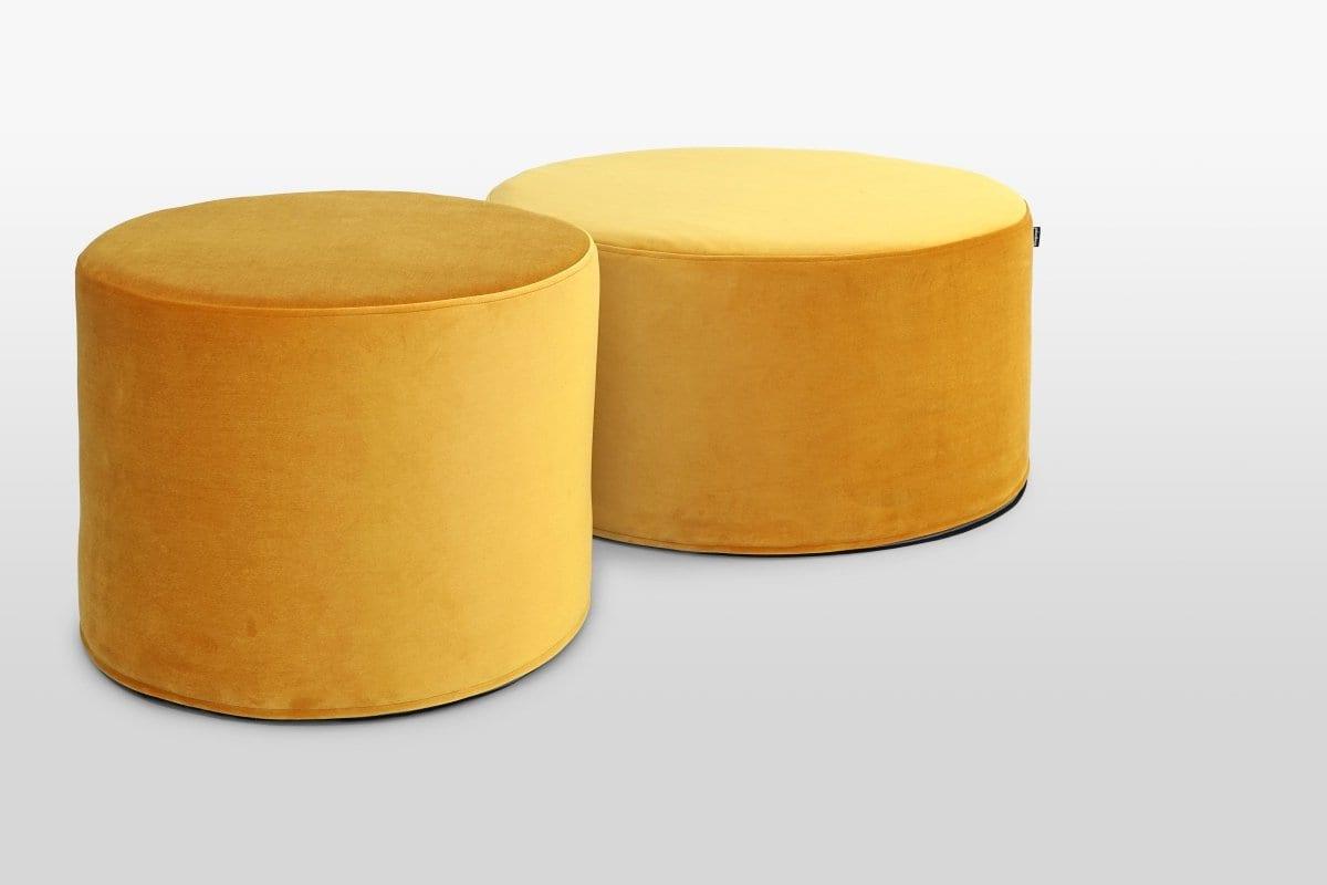 Puf welurowy miodowy Poduszkowcy Eye on Design