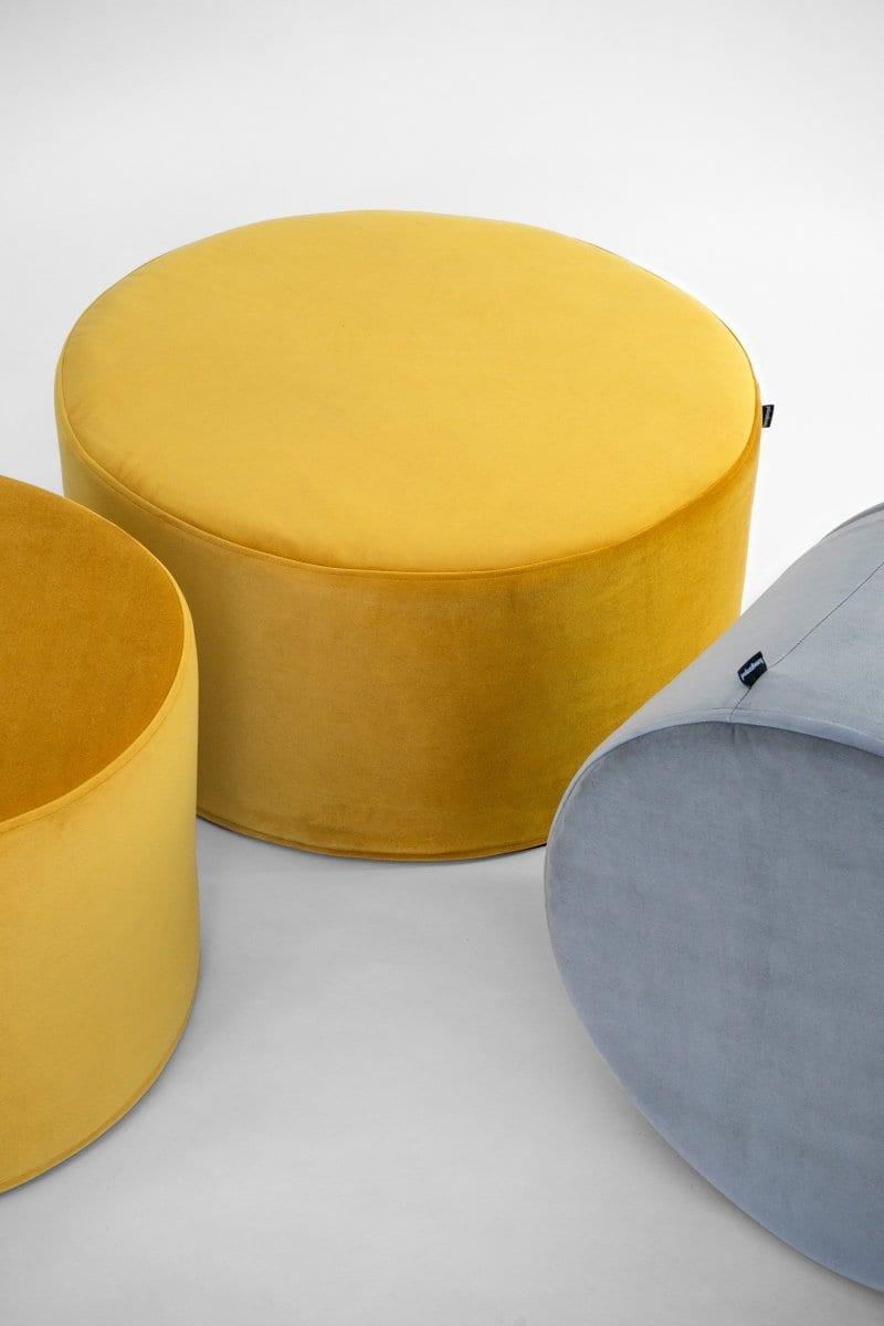 Puf welurowy miodowy Poduszkowcy Eye on Design