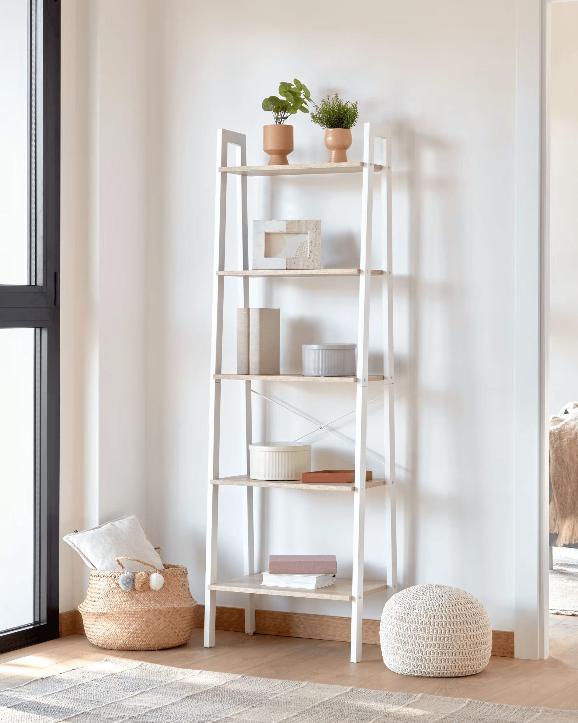 Regał AARHUS biały La Forma Eye on Design