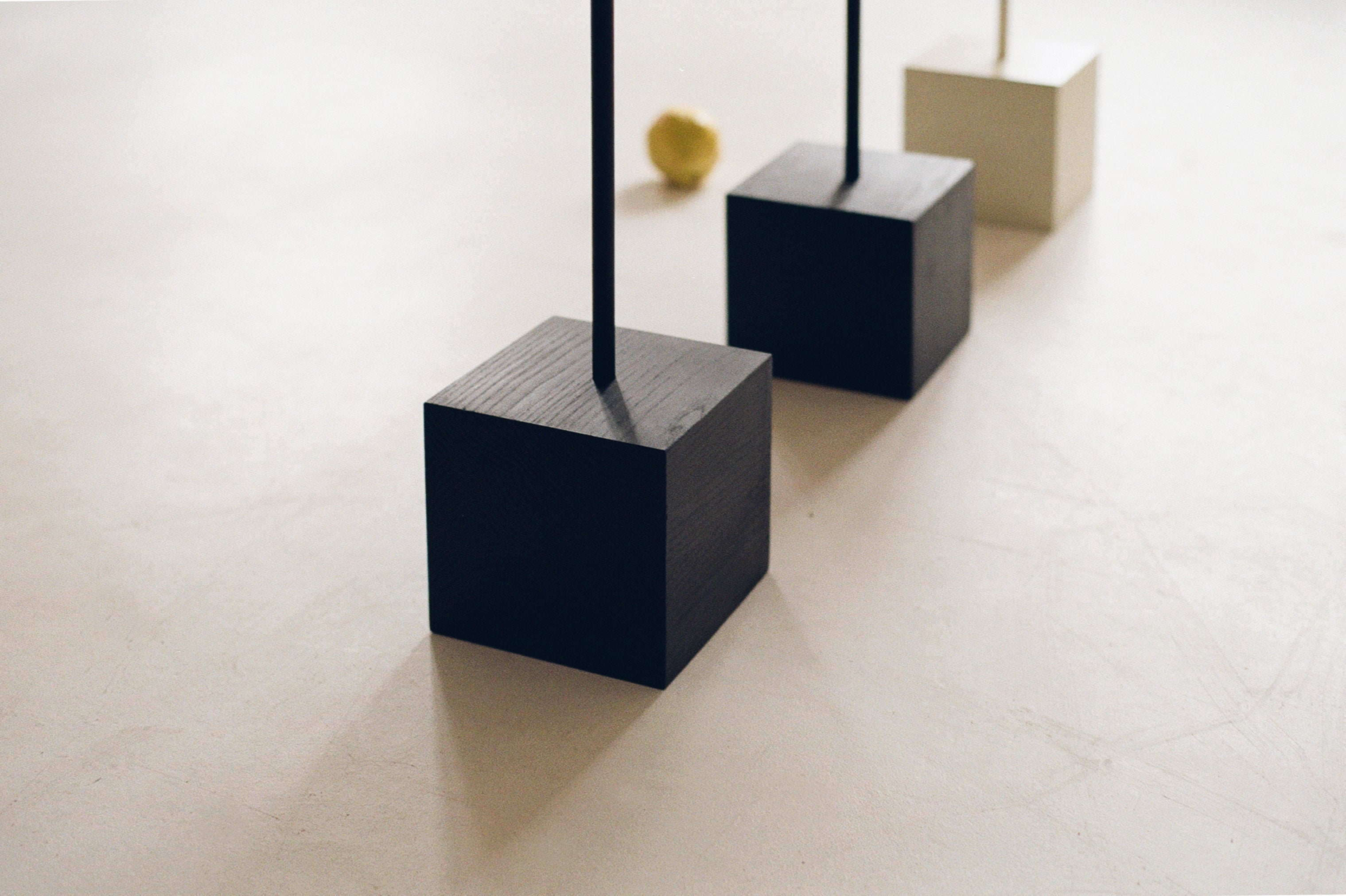 ROS coffee table in steel and wood