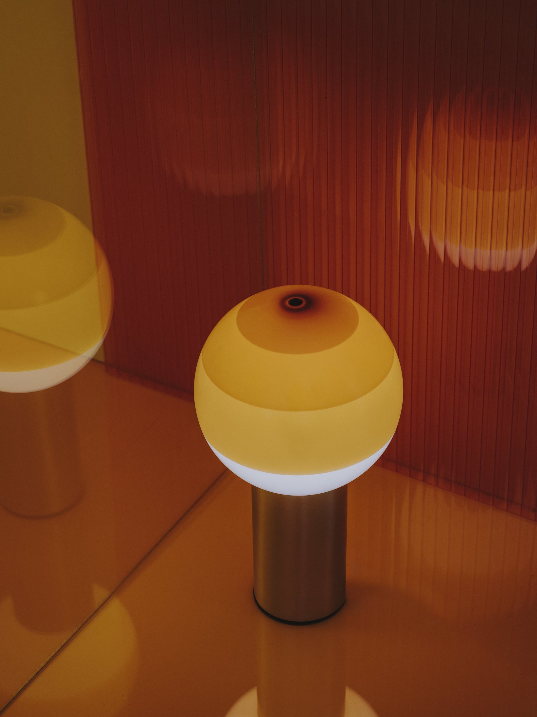 DIPPING Cream Rechargeable Lamp