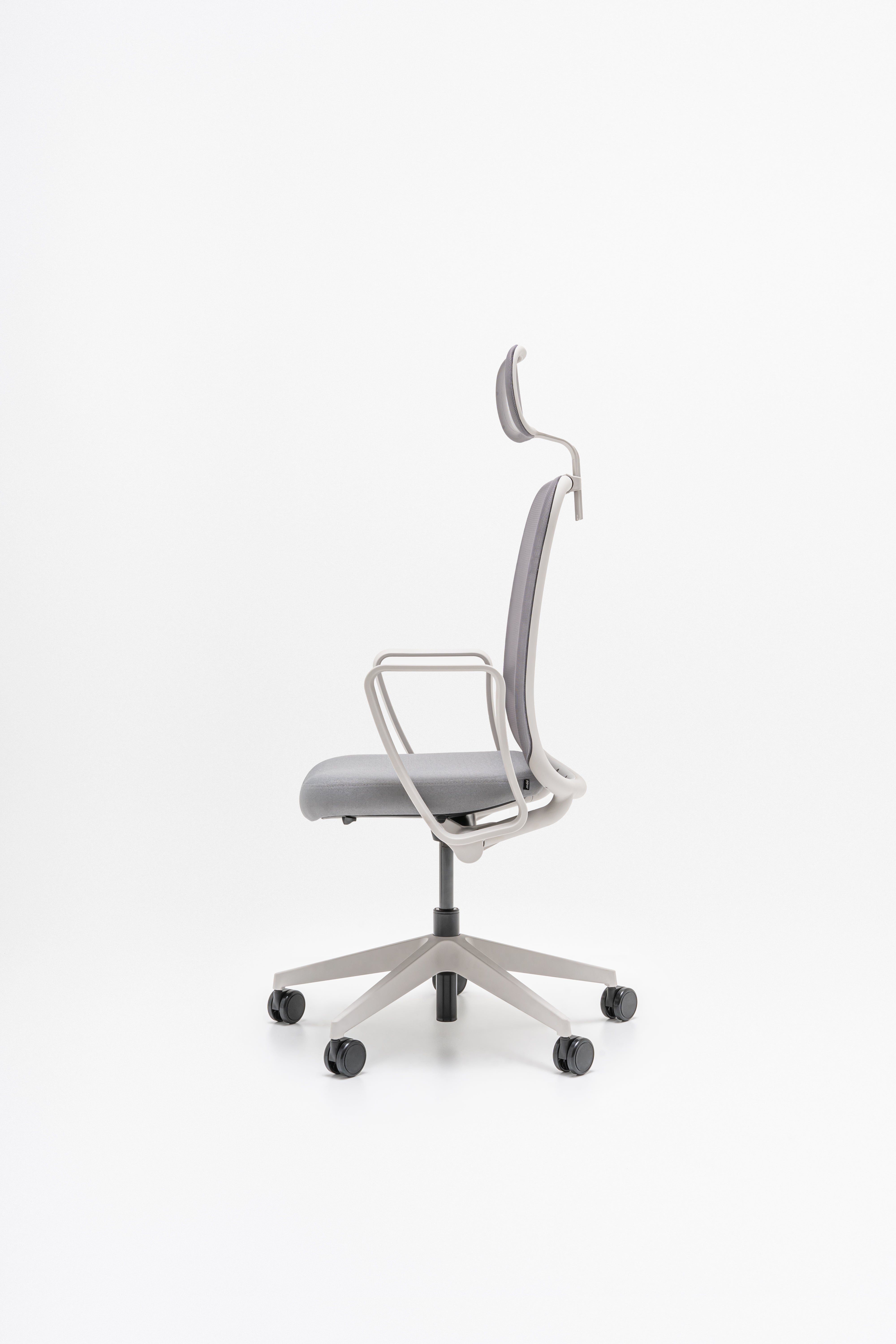 Astro Lightoszara's office chair base