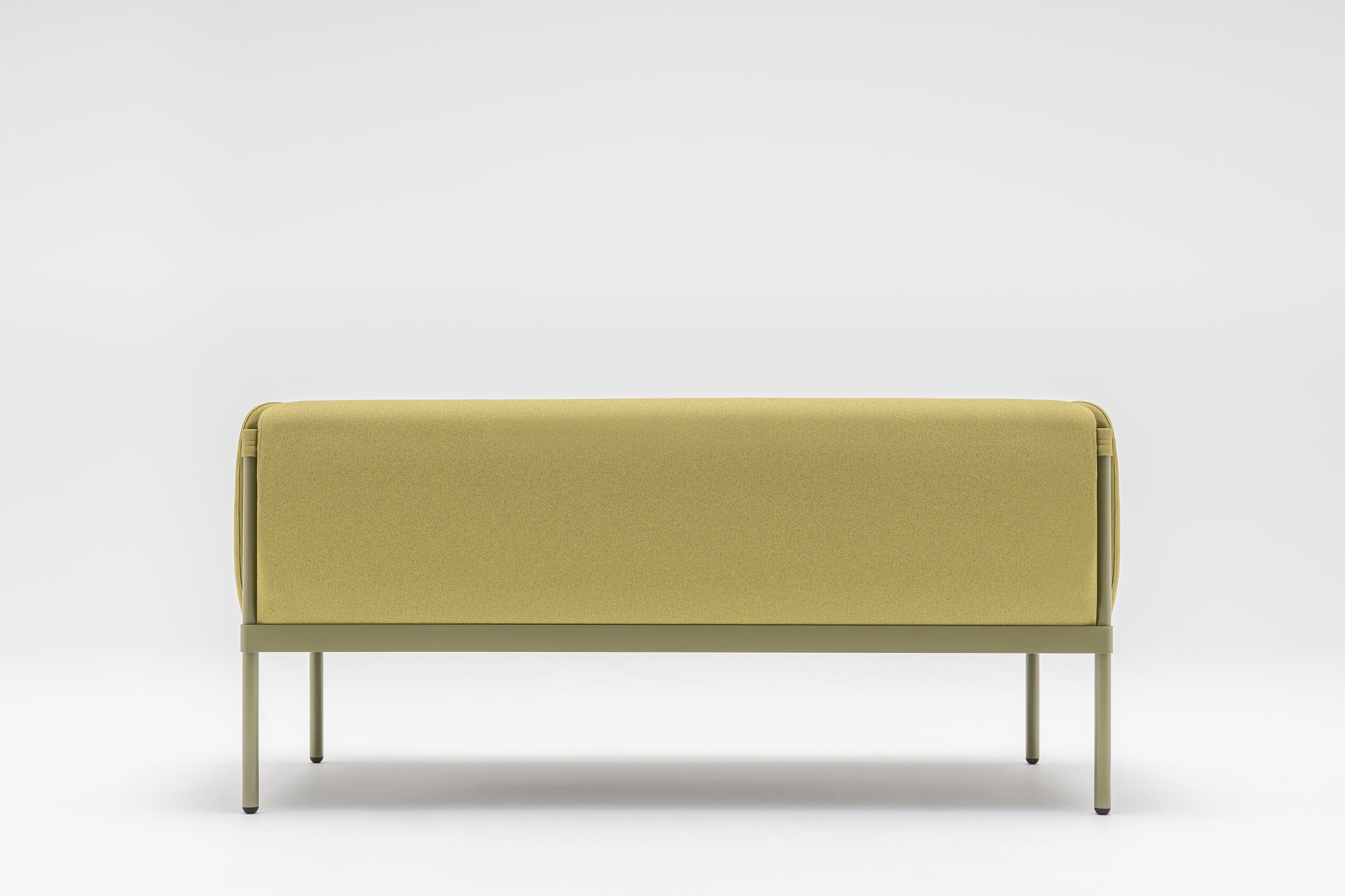 2-Sitzer-Sofa niedrig gepolsterte Stelzen