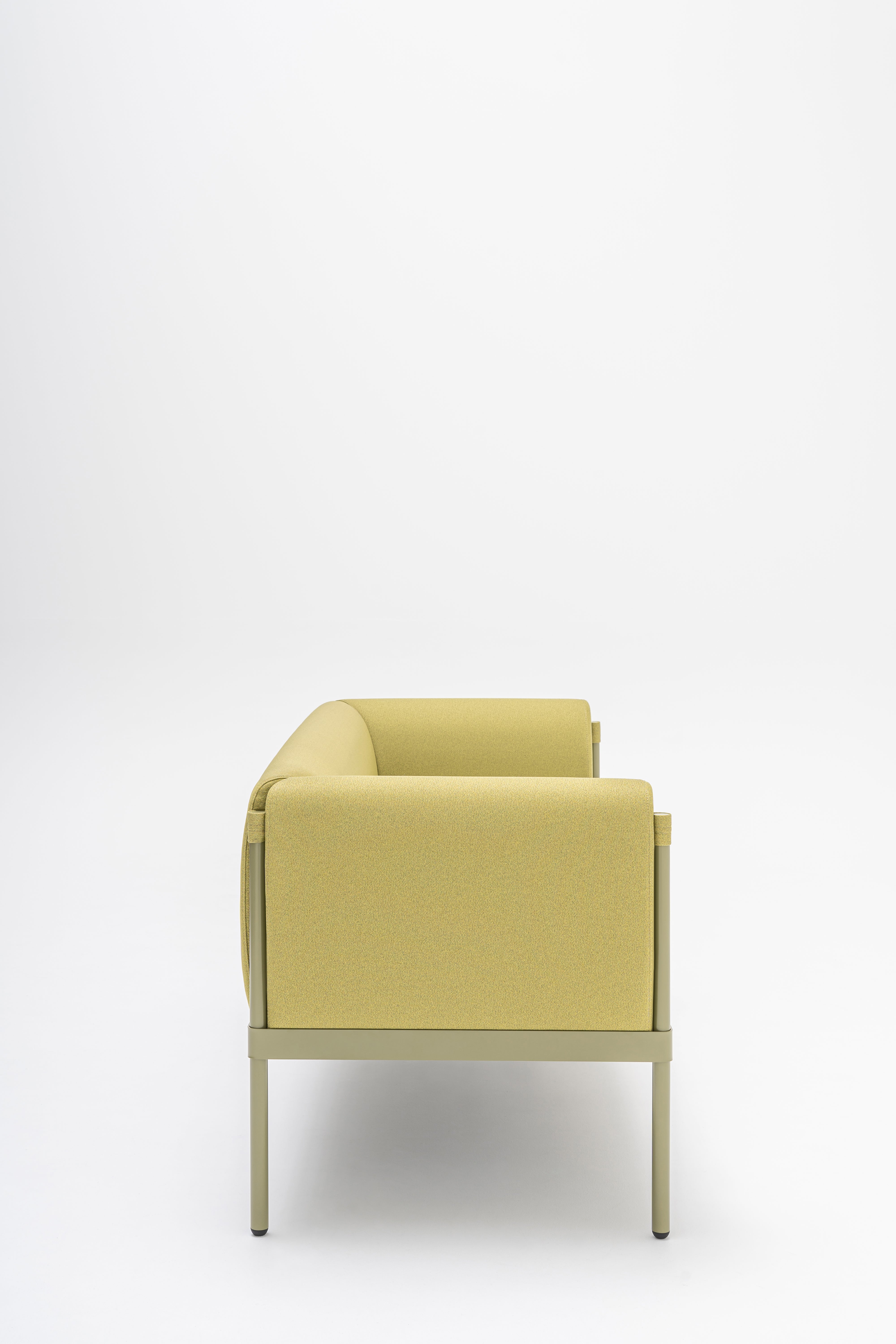 2-Sitzer-Sofa niedrig gepolsterte Stelzen