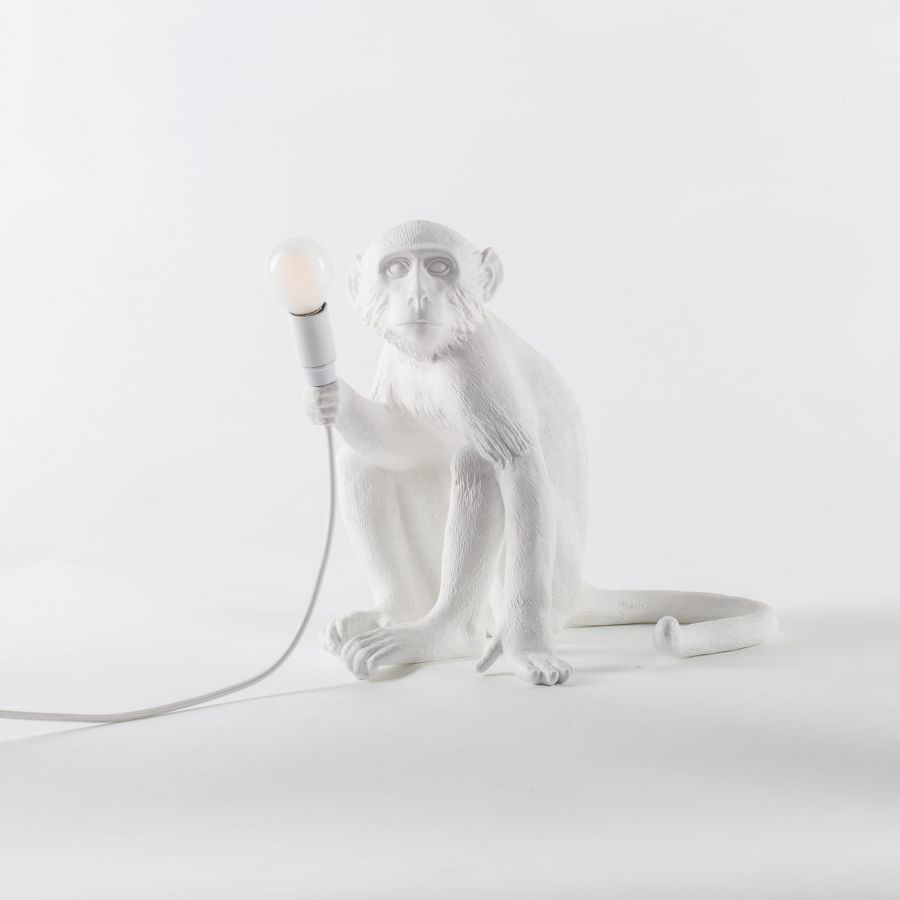MONKEY SITTING Tischleuchte weiß