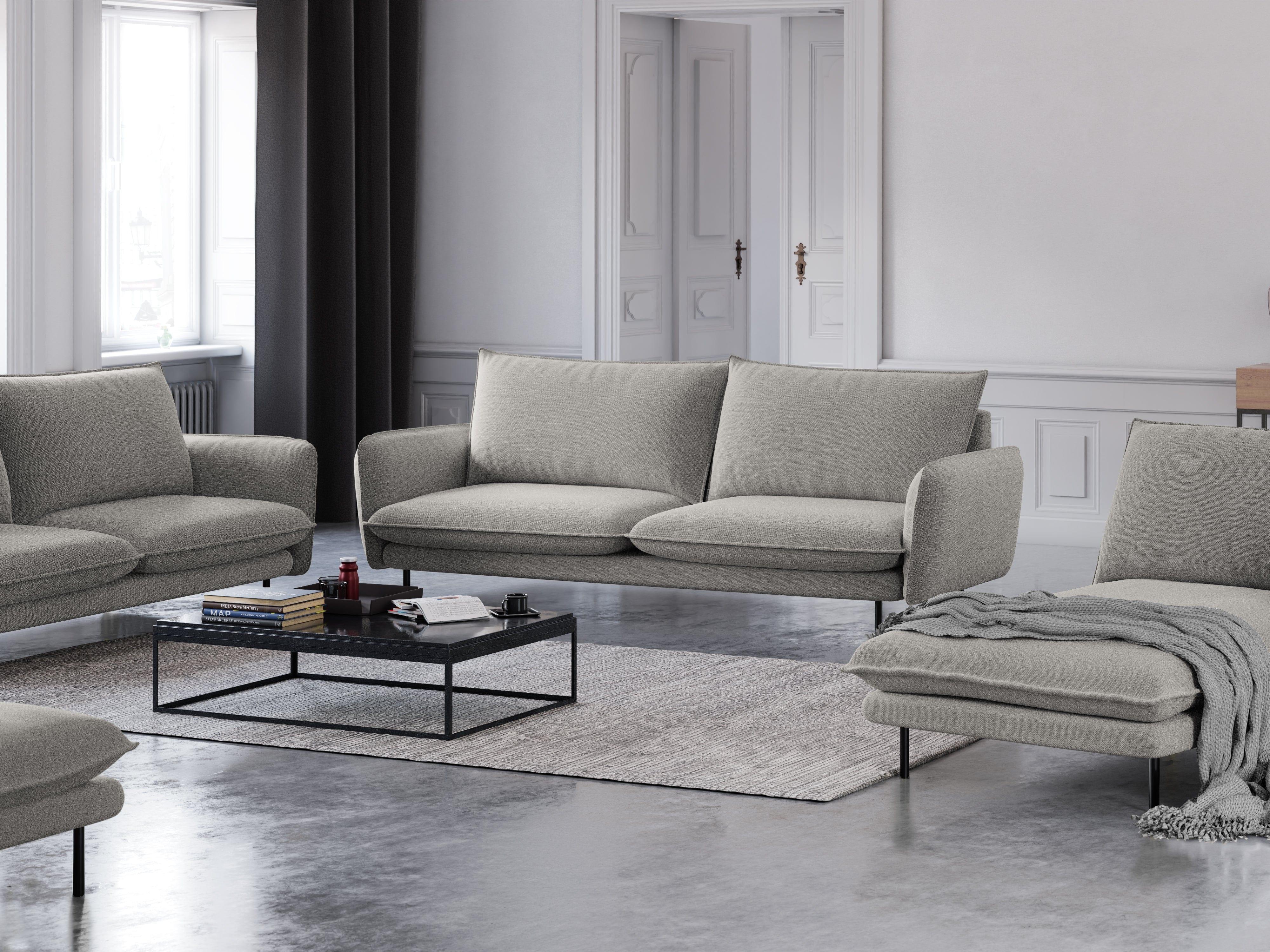 Sofa 4-osobowa VIENNA jasnoszary z czarną podstawą Cosmopolitan Design Eye on Design