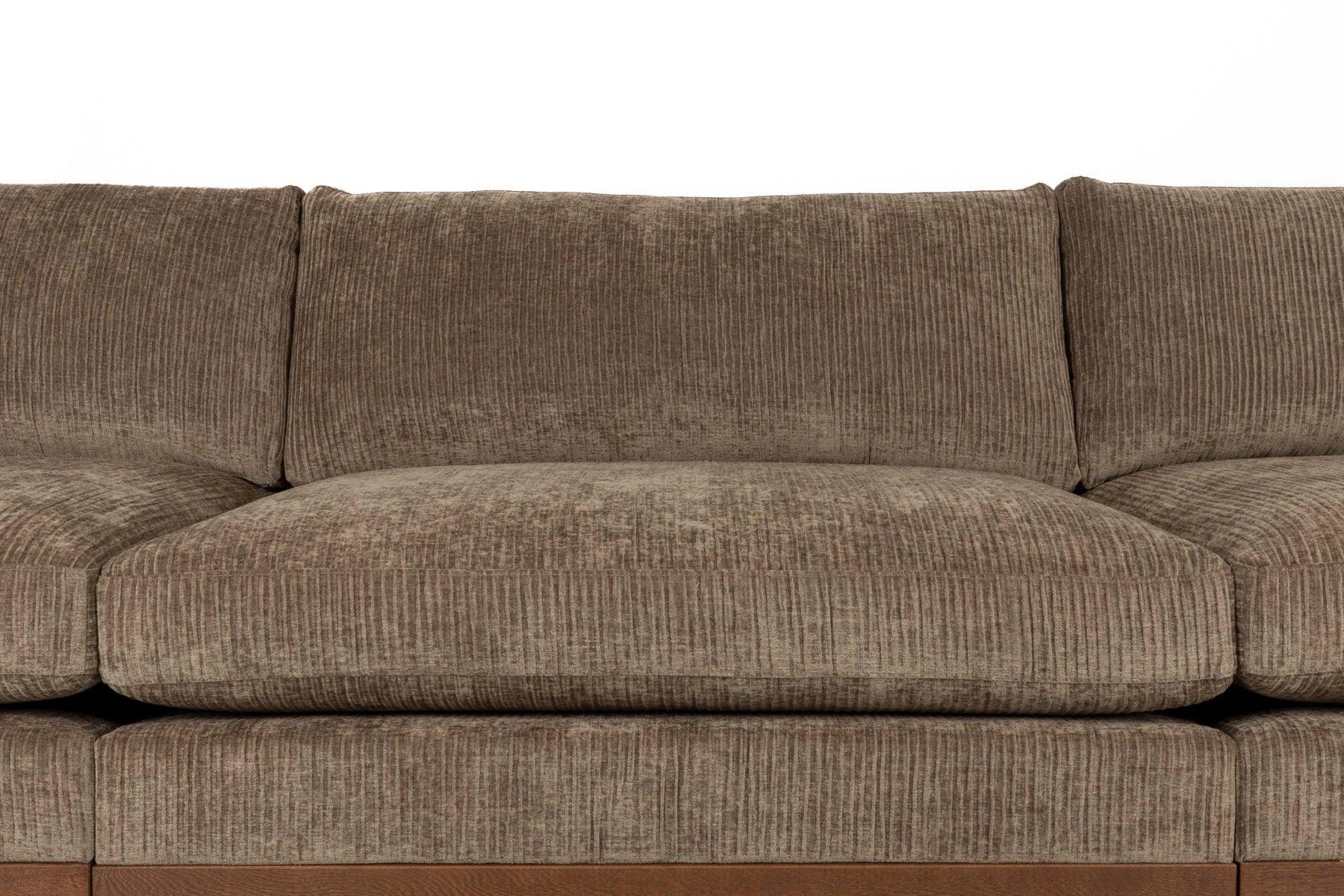 Sofa 4,5-osobowa BLOSSOM brązowy Zuiver Eye on Design