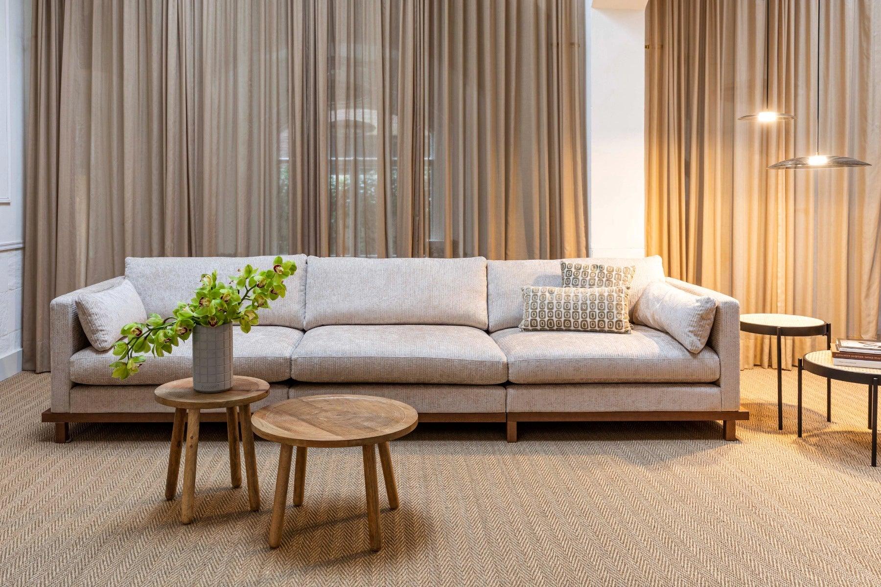 Sofa 4,5-osobowa BLOSSOM piaskowy Zuiver Eye on Design