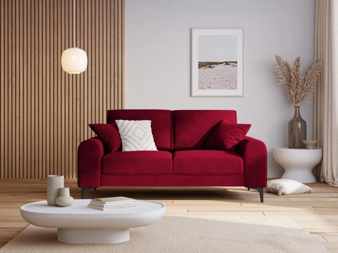 Sofa aksamitna 2-osobowa MADARA czerwony z czarną podstawą Mazzini Sofas Eye on Design