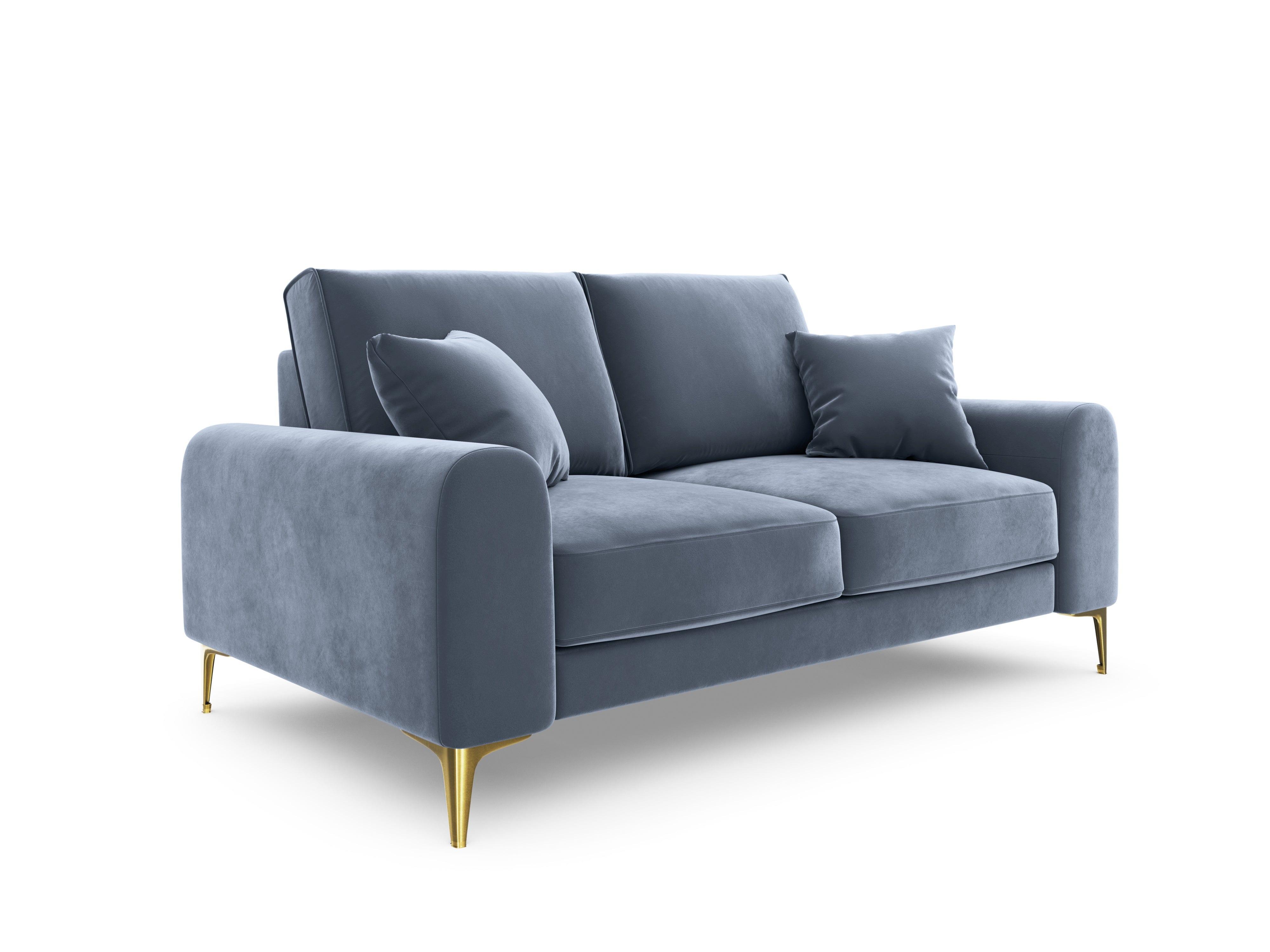 Sofa aksamitna 2-osobowa MADARA jasnoniebieski ze złotą podstawą Mazzini Sofas Eye on Design
