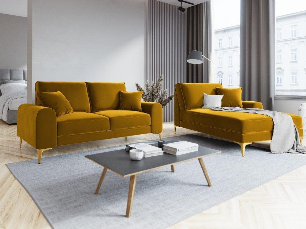 Sofa aksamitna 2-osobowa MADARA musztardowy ze złotą podstawą Mazzini Sofas Eye on Design