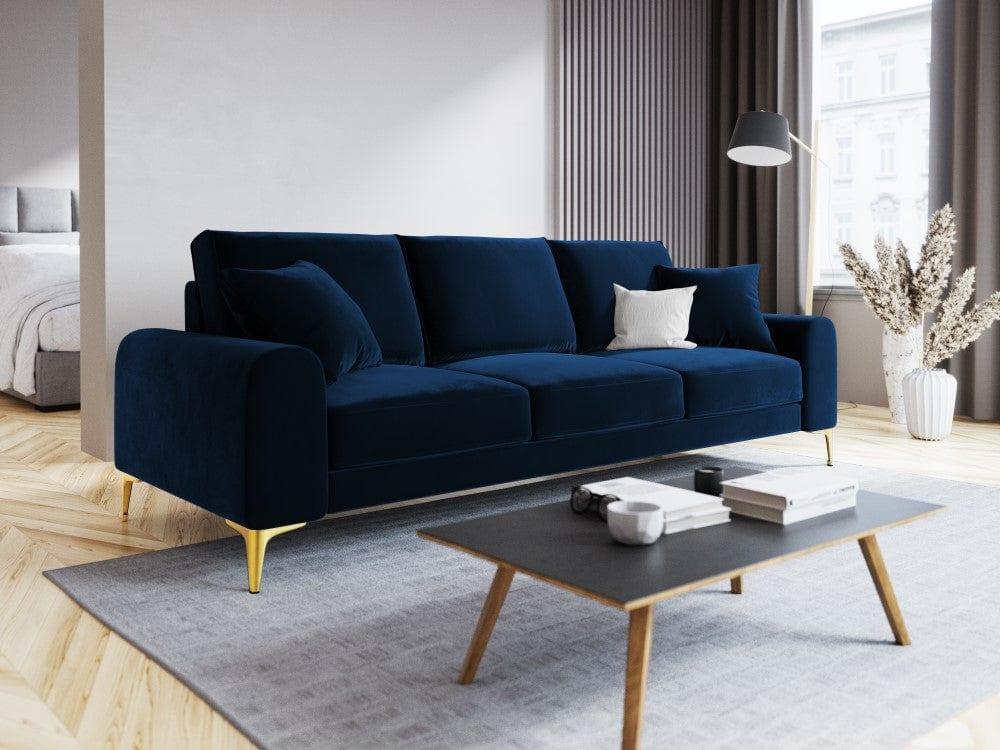 Sofa aksamitna 4-osobowa MADARA królewski niebieski ze złotą podstawą Mazzini Sofas Eye on Design