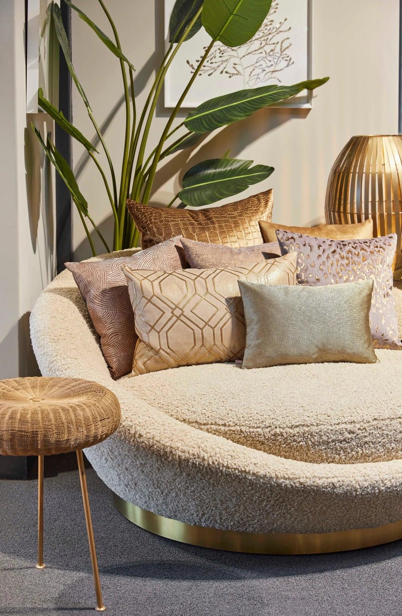 Sofa DUARDO piaskowy Eichholtz Eye on Design