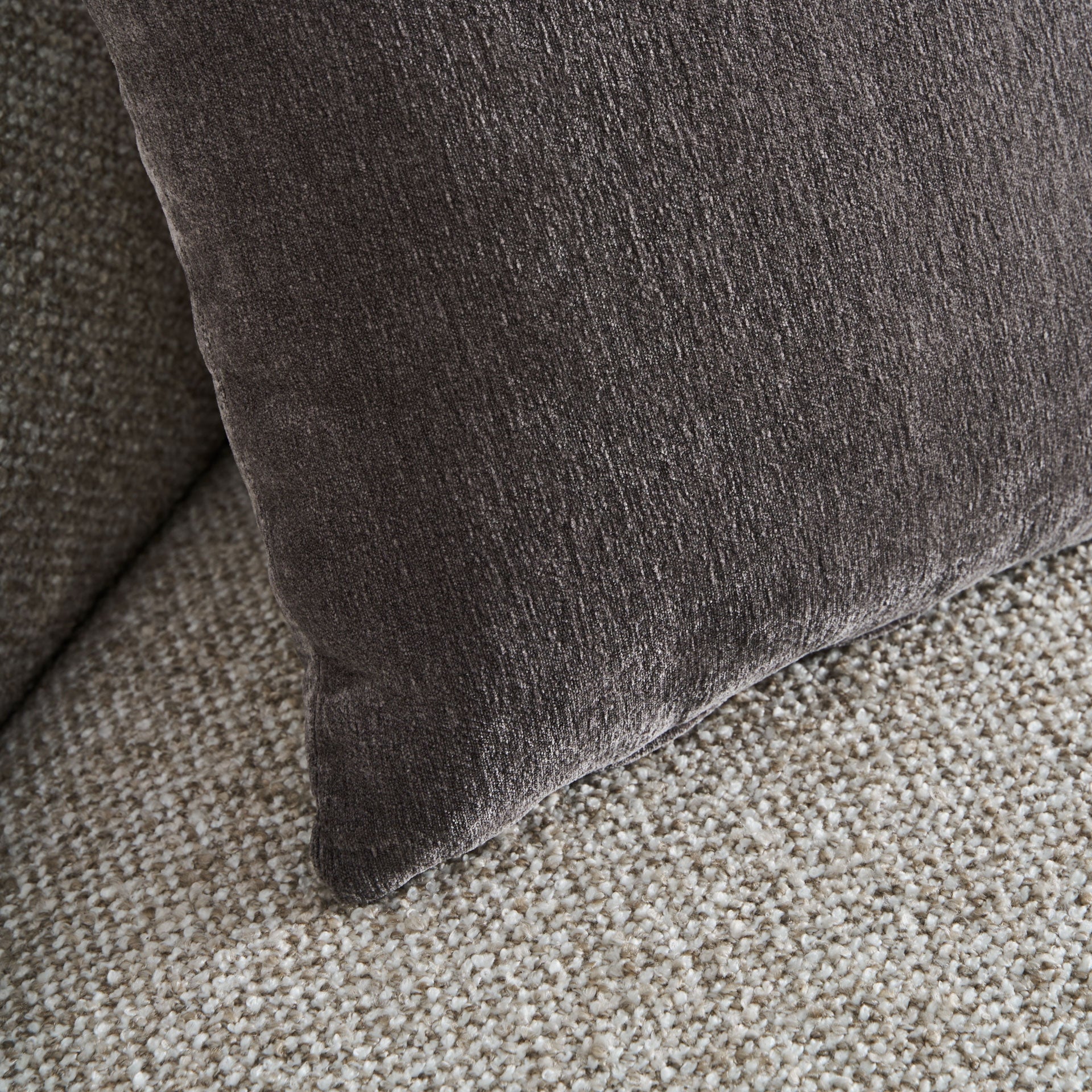 Beige Sofa IZERNORE