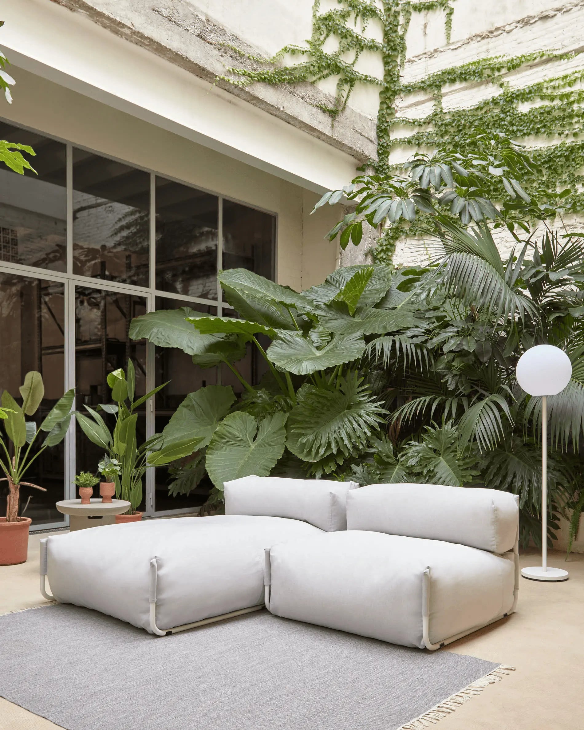 Sofa modułowa ogrodowa SQUARE - szezlong jasnoszary – Kave Home