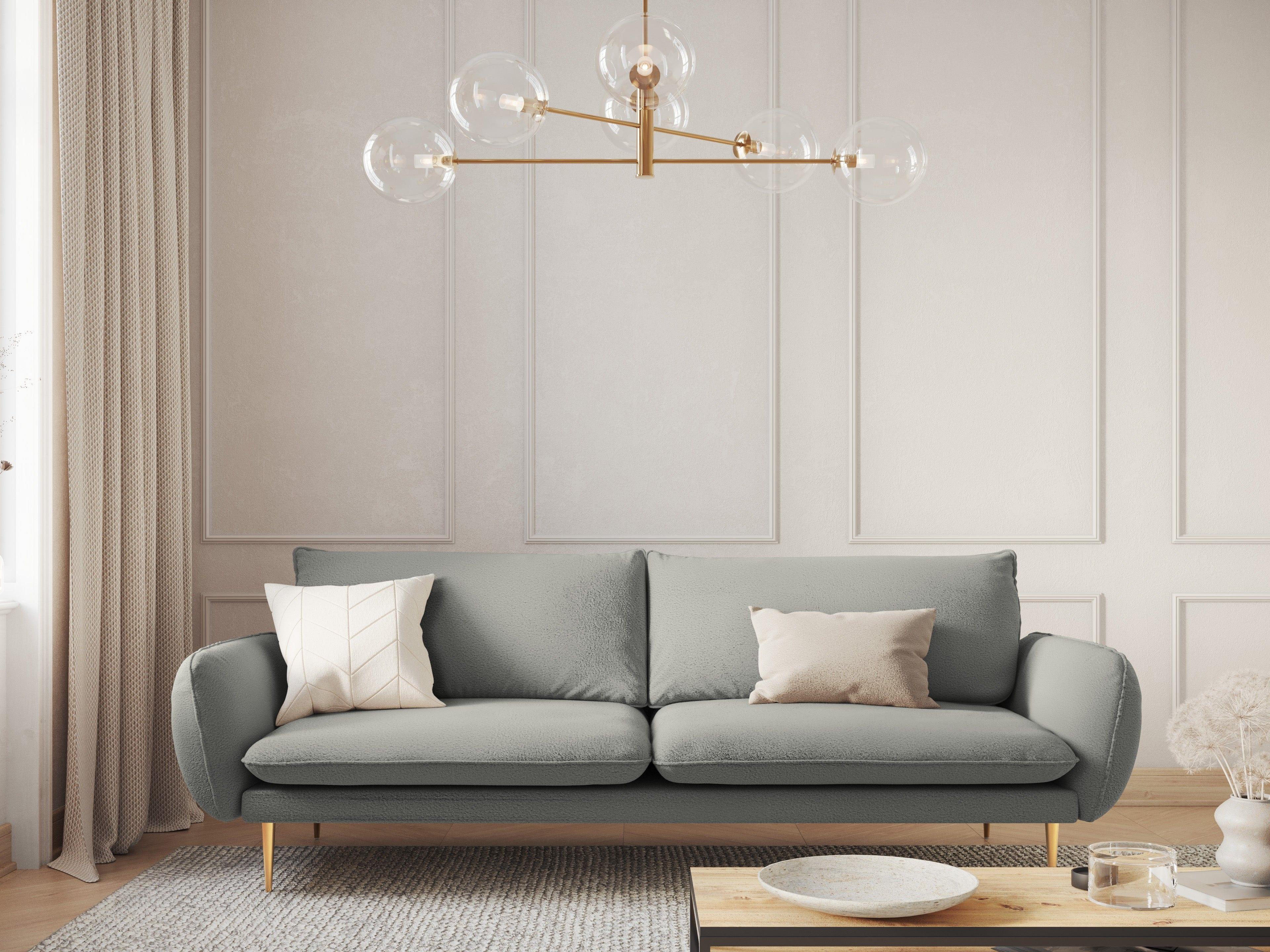 Sofa w tkaninie boucle 4-osobowa VIENNA szary ze złotą podstawą Cosmopolitan Design Eye on Design