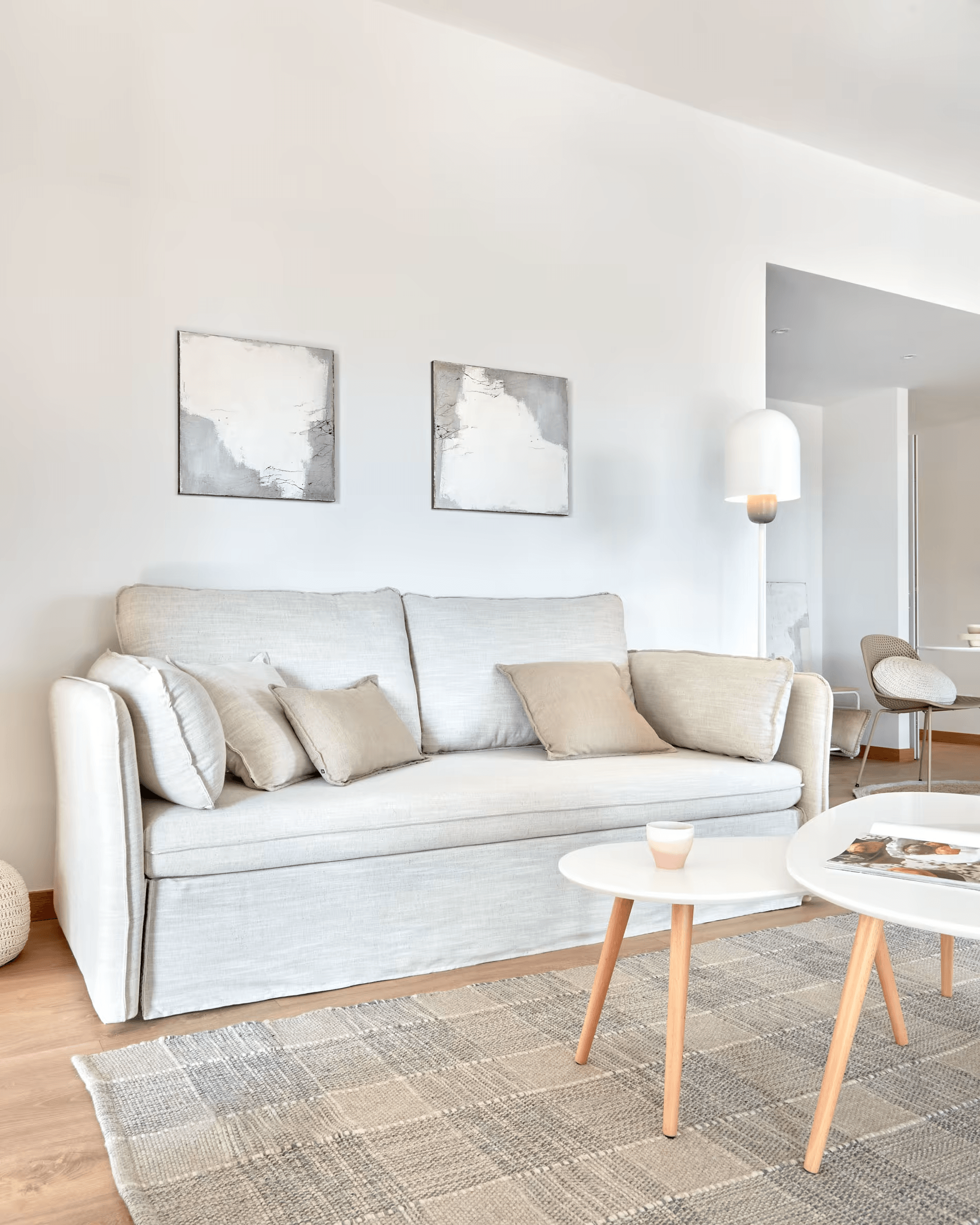 Sofa z funkcją spania TANIT kremowy La Forma Eye on Design