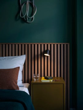 TIP black adjustable wall lamp