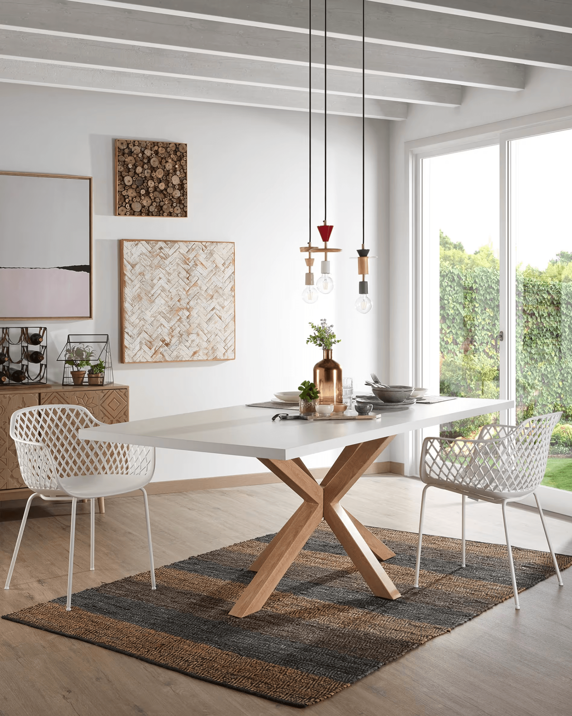 Stół ARGO biały z drewnianą podstawą La Forma Eye on Design