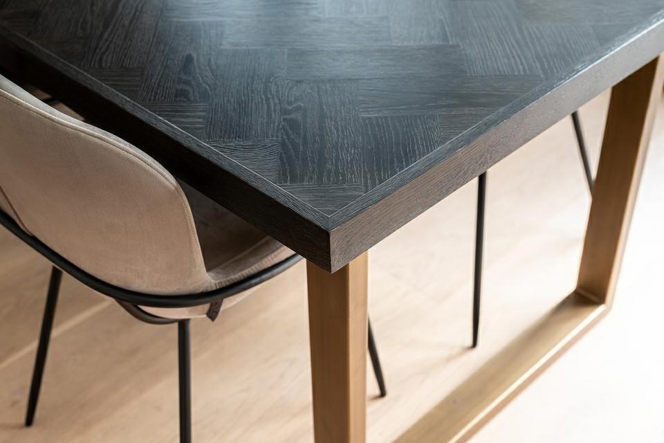 Stół BLACKBONE mosiężny Richmond Interiors Eye on Design