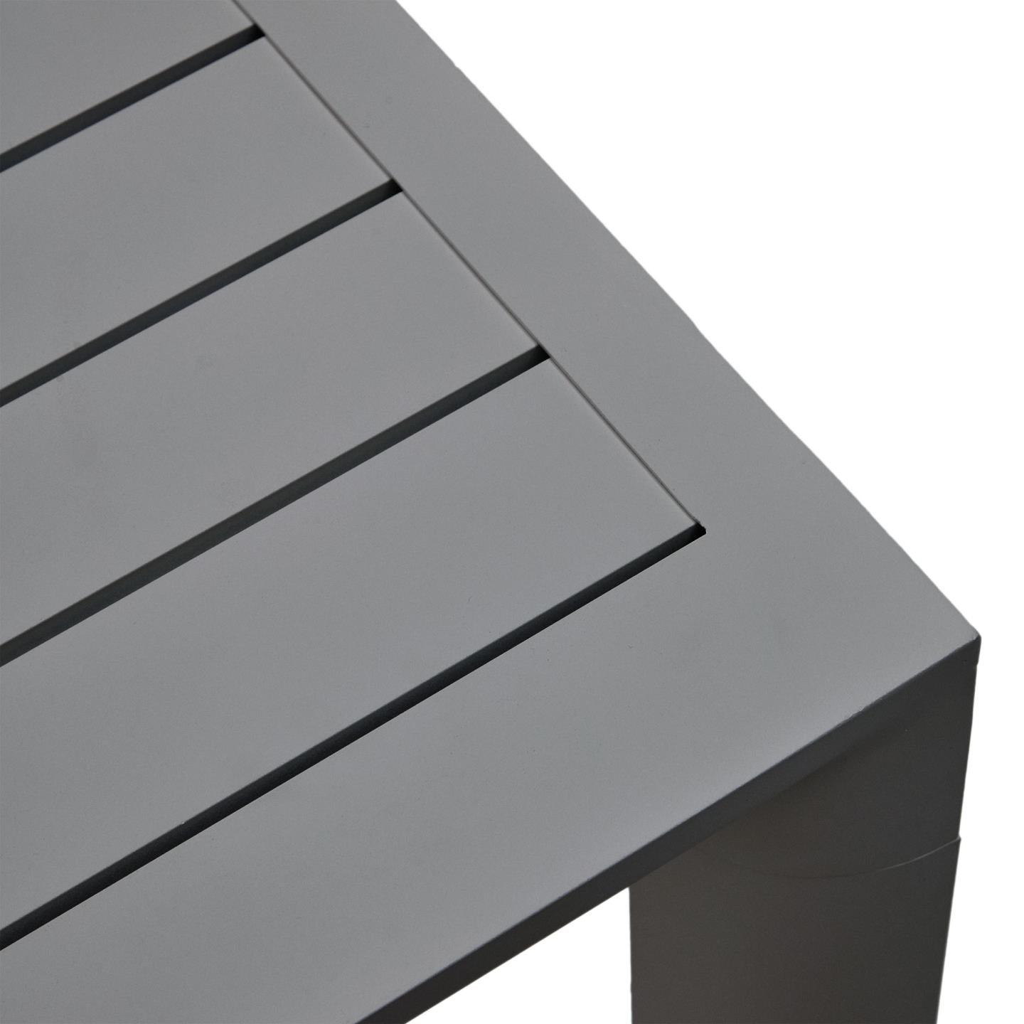 Stół ogrodowy CULIP czarny La Forma Eye on Design