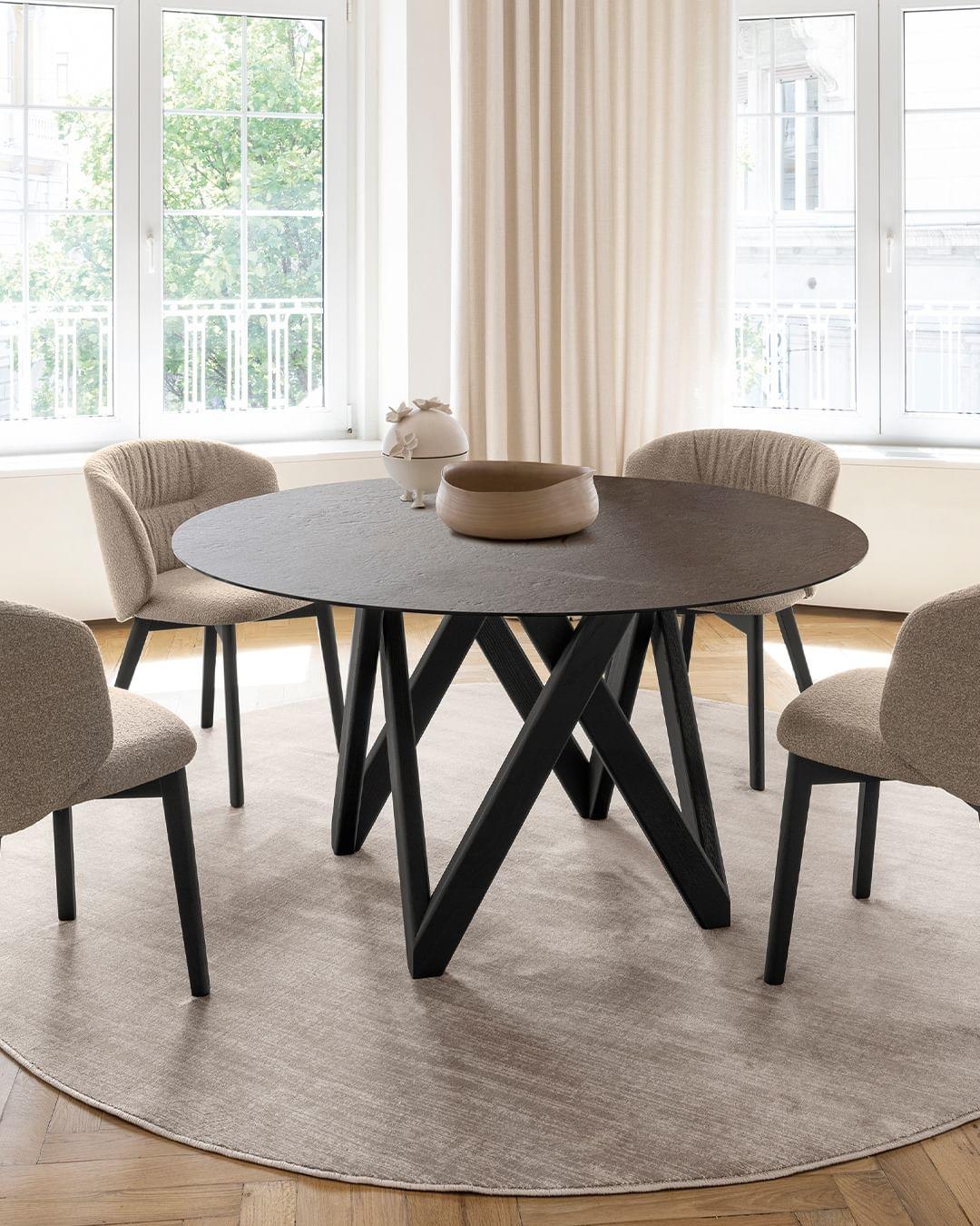 Stół okrągły CARTESIO złoty marmur Calligaris Eye on Design